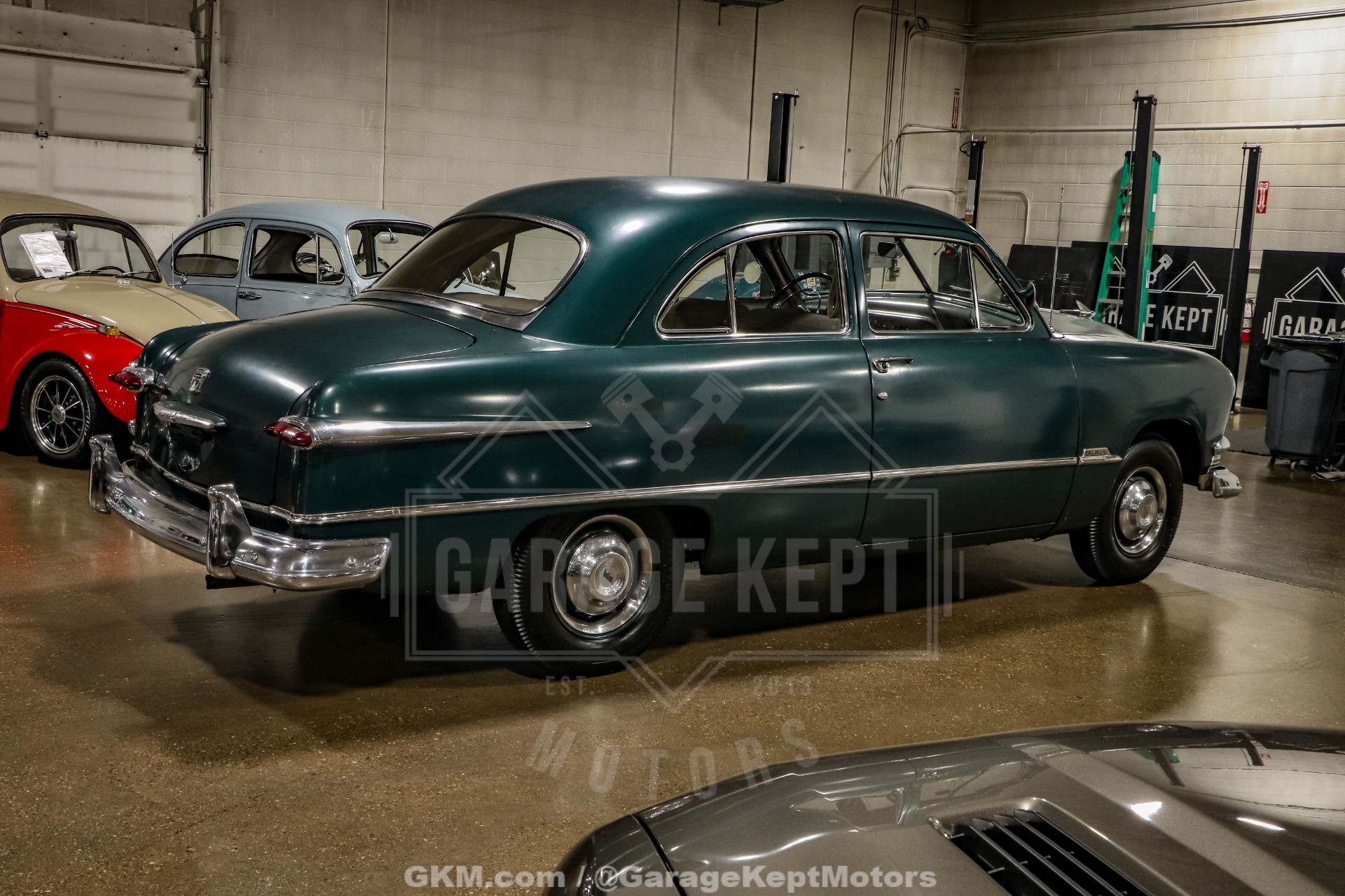 1951 Ford Custom Deluxe 14
