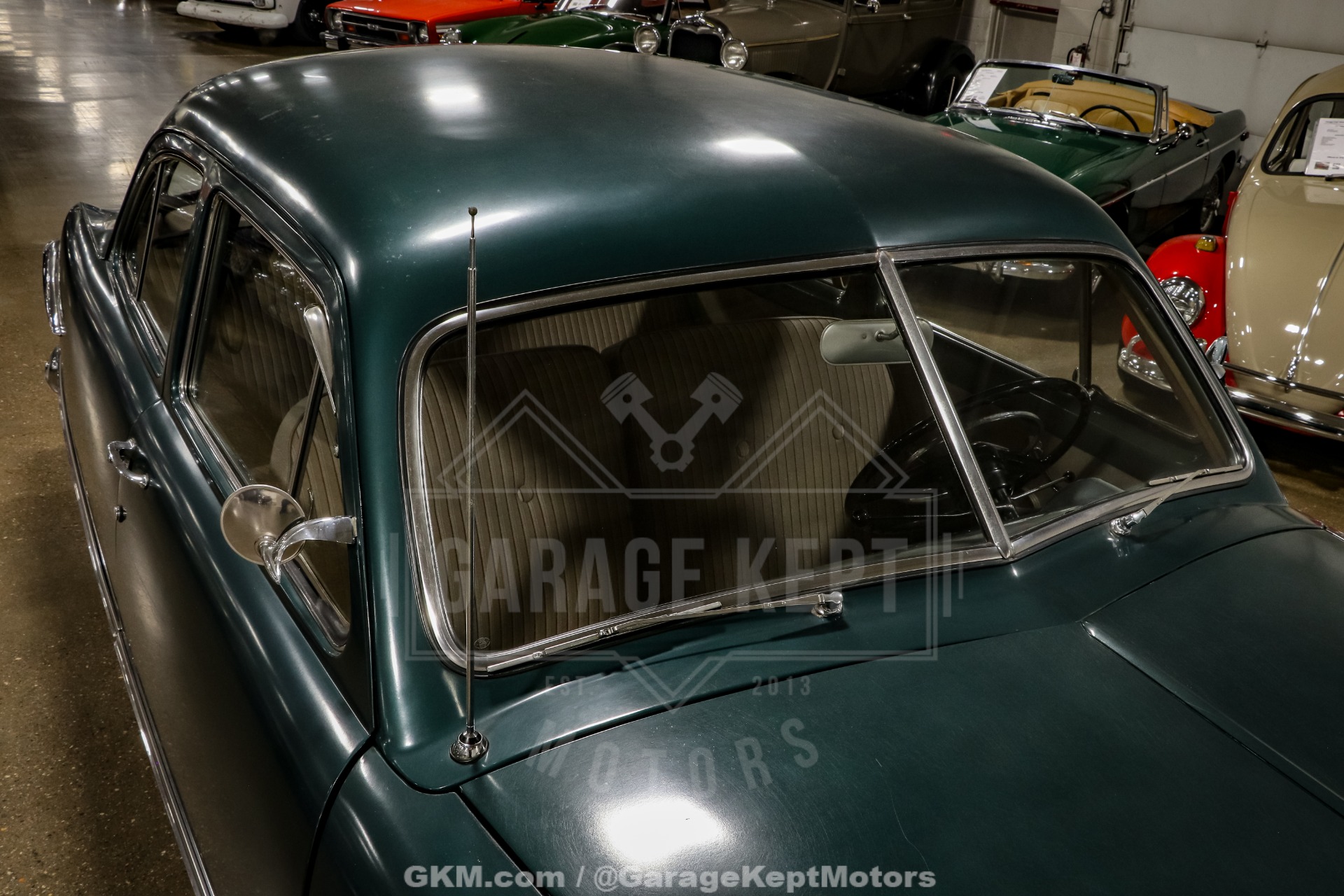 1951 Ford Custom Deluxe 20