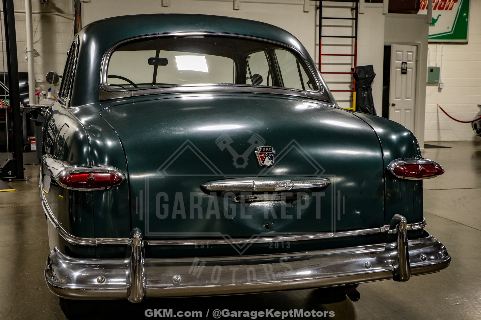 1951 Ford Custom Deluxe 46