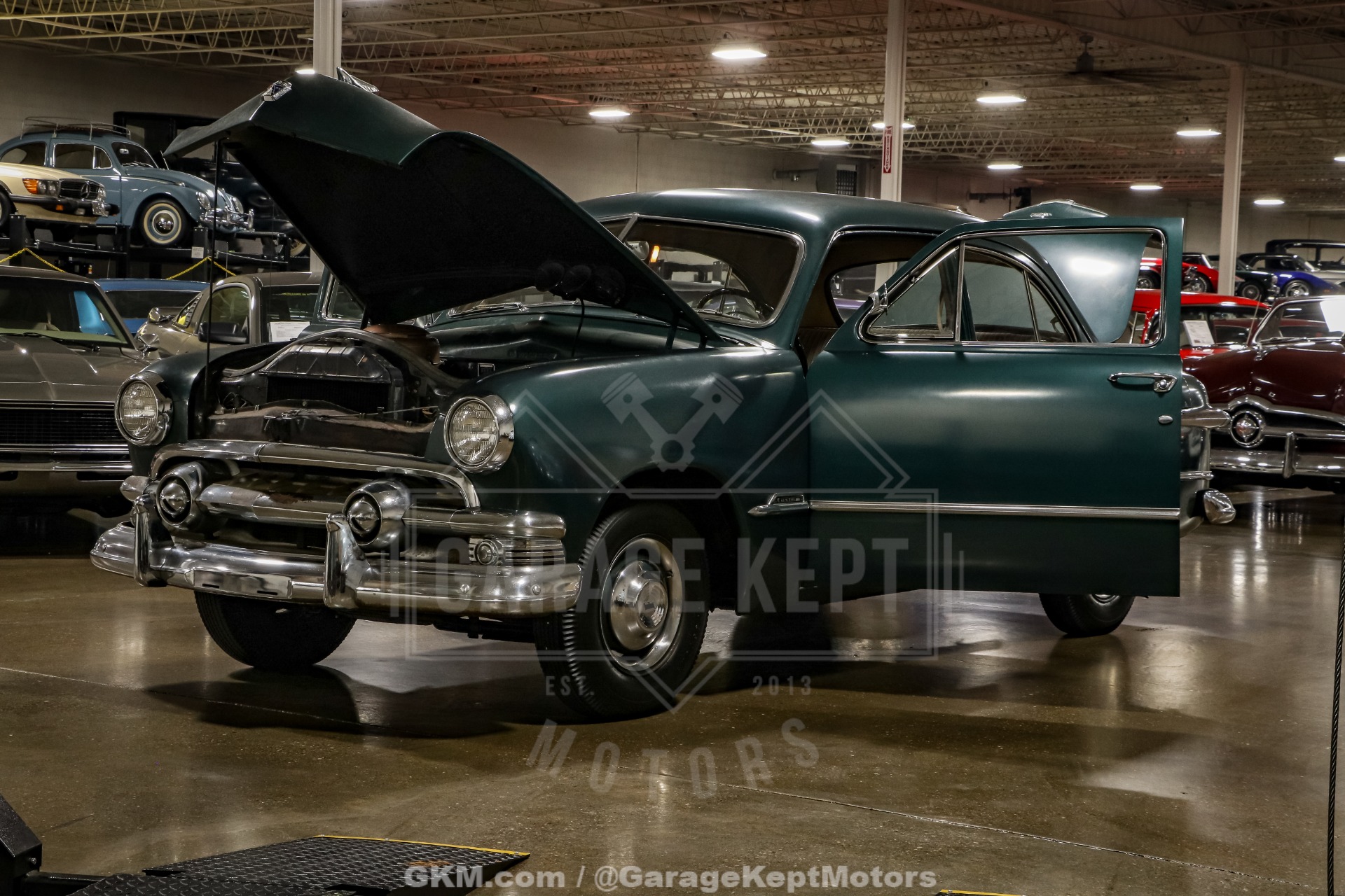 1951 Ford Custom Deluxe 65