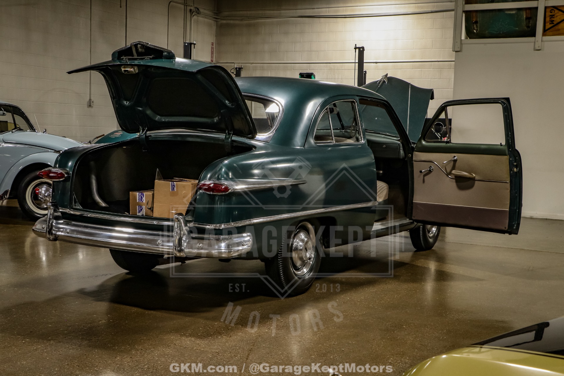 1951 Ford Custom Deluxe 66
