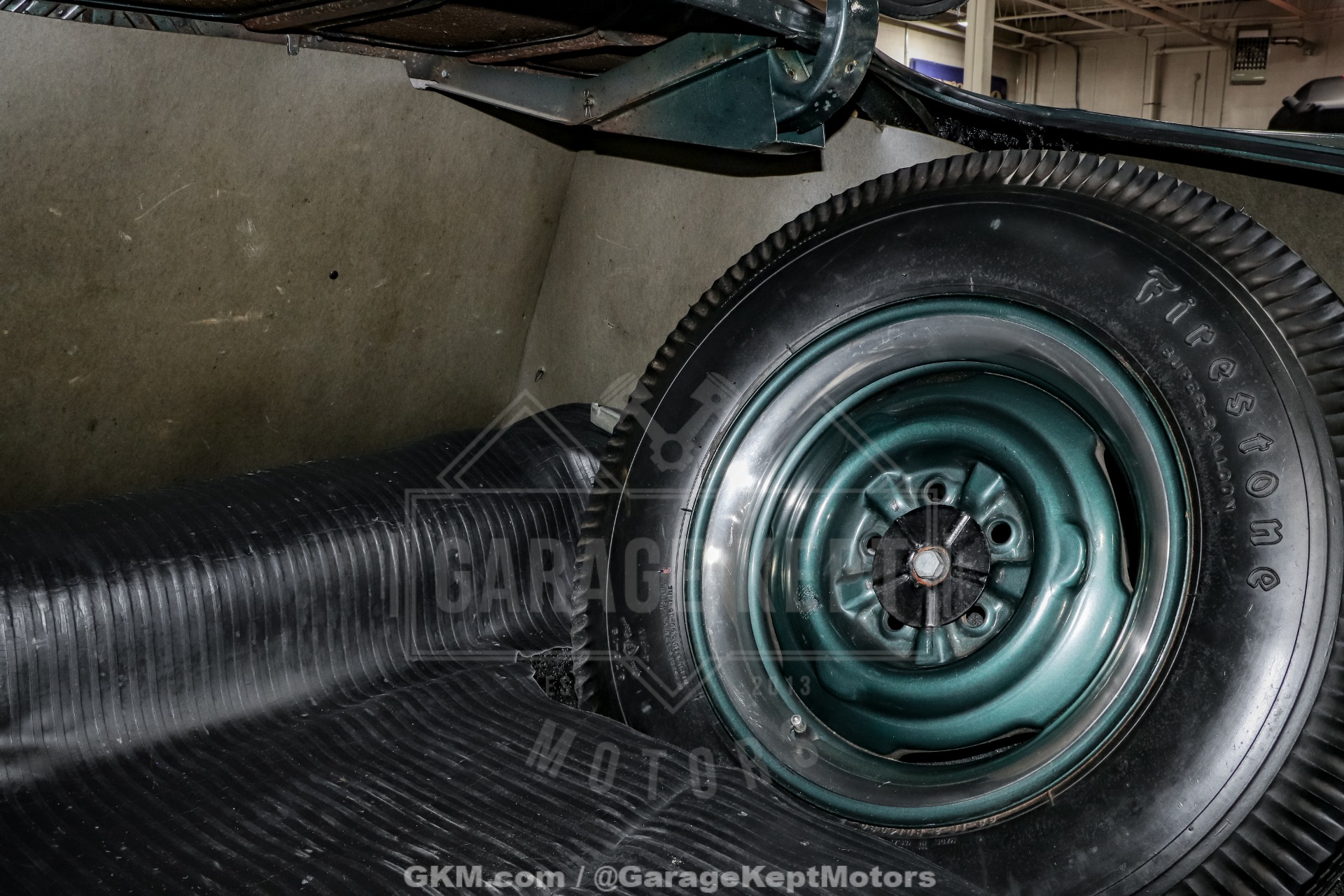 1951 Ford Custom Deluxe 83