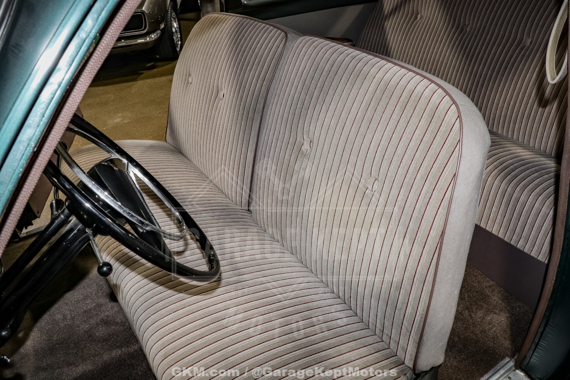 1951 Ford Custom Deluxe 96