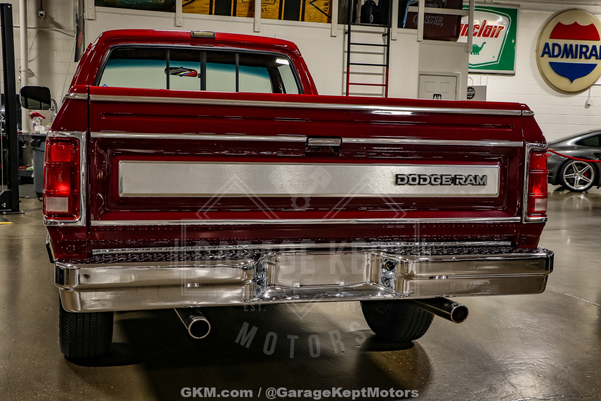 1989 Dodge RAM 150 43