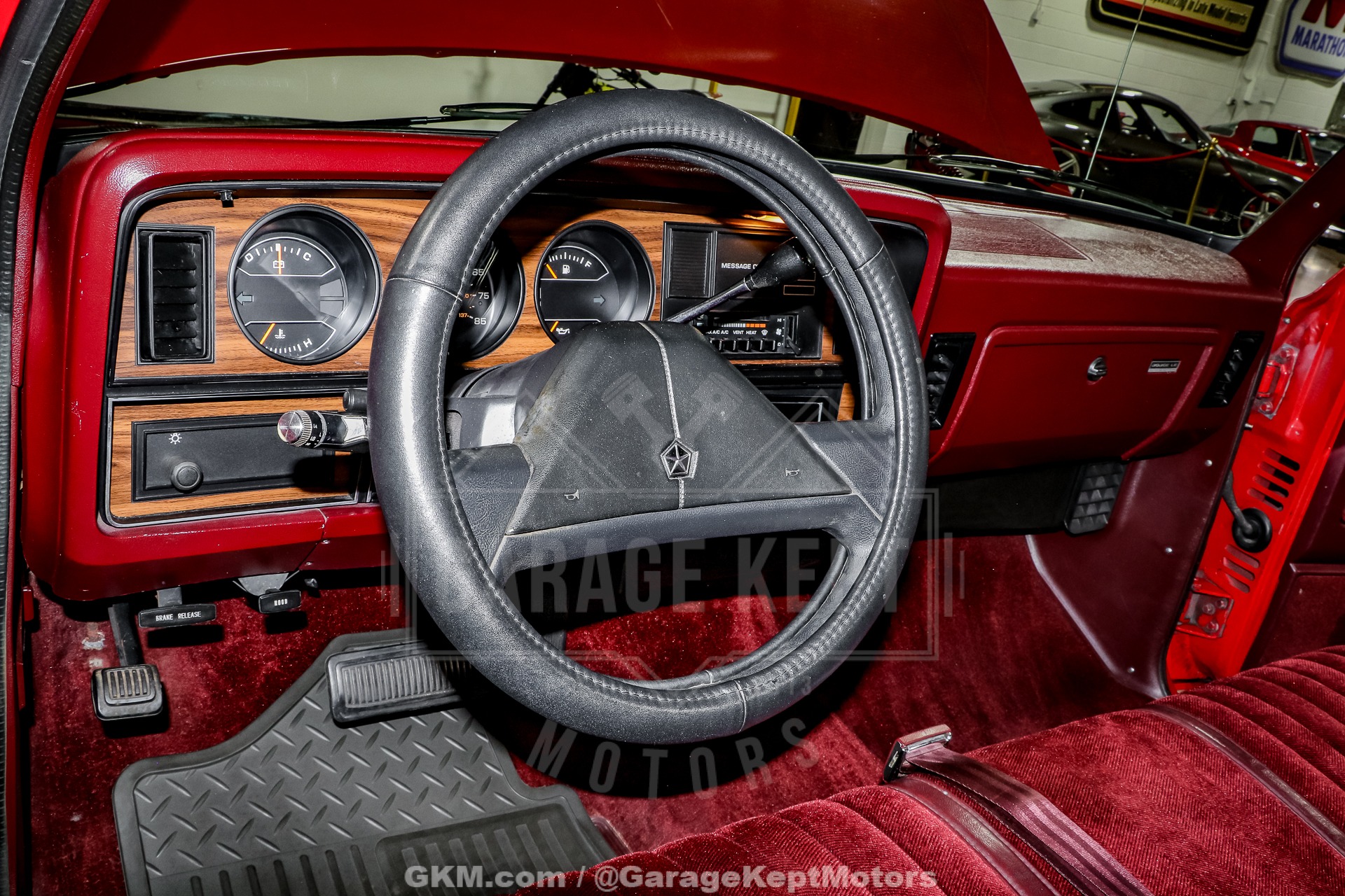1989 Dodge RAM 150 4