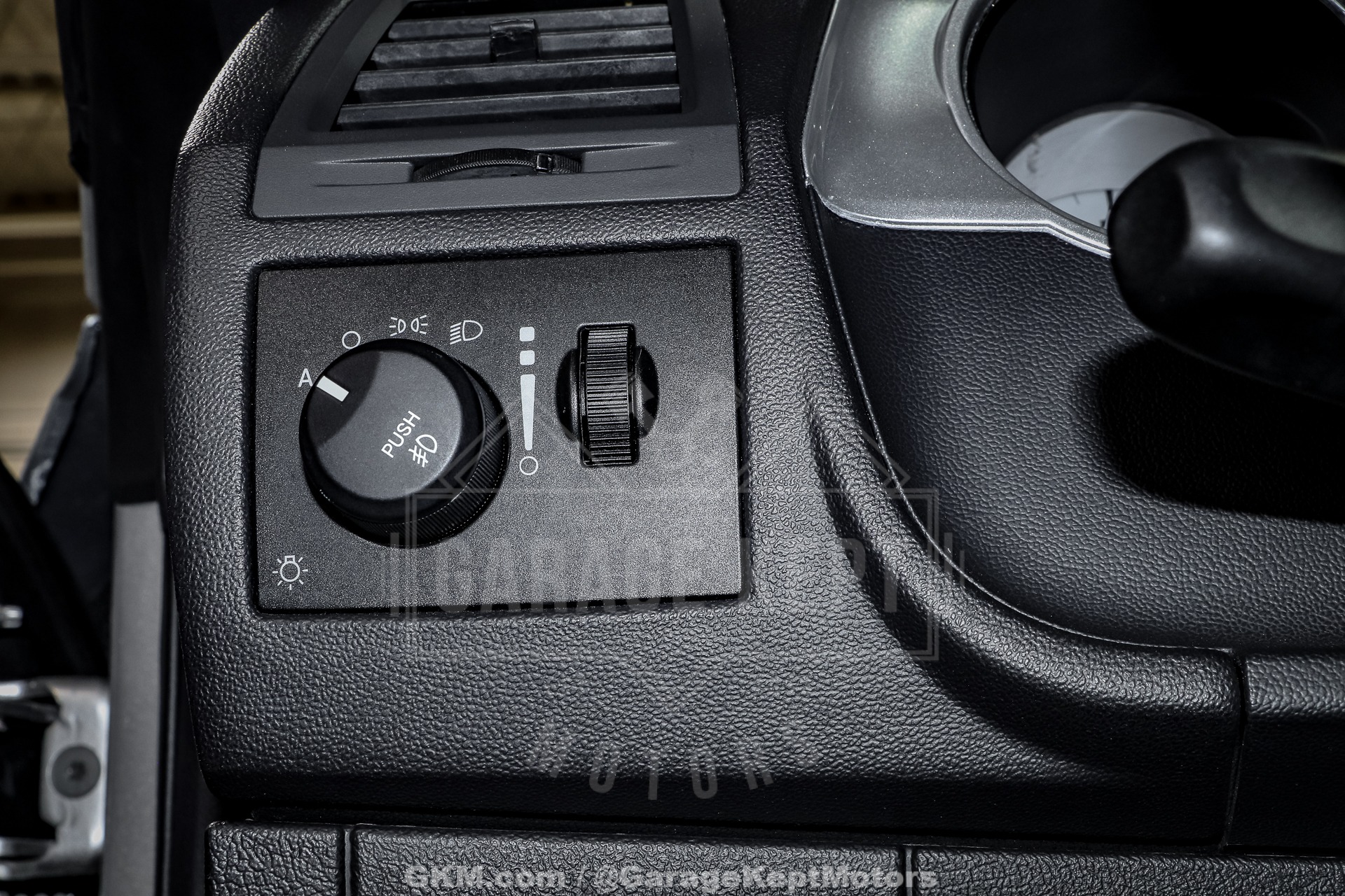 2010 Dodge Challenger 107