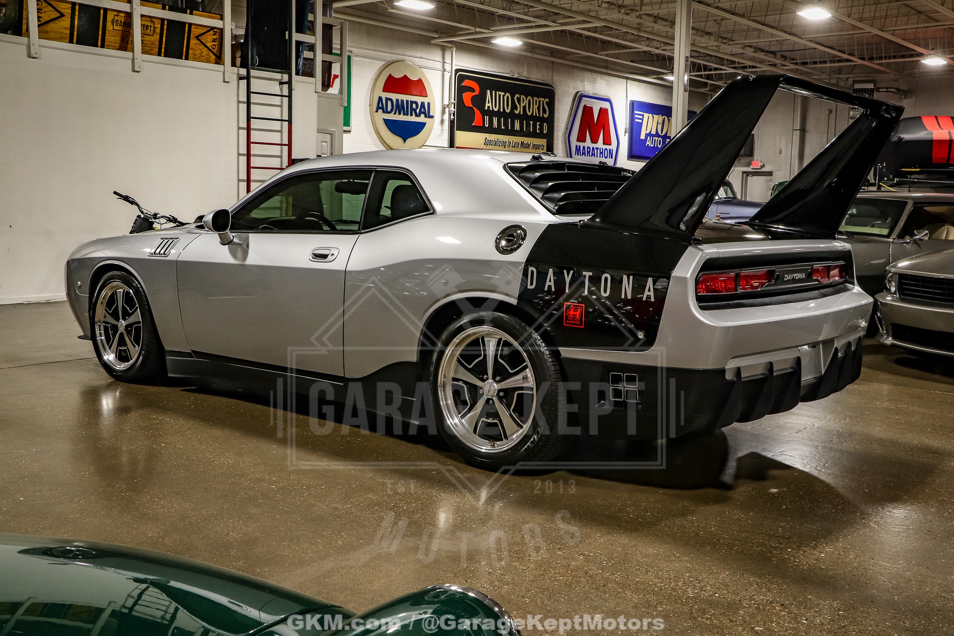 2010 Dodge Challenger 11