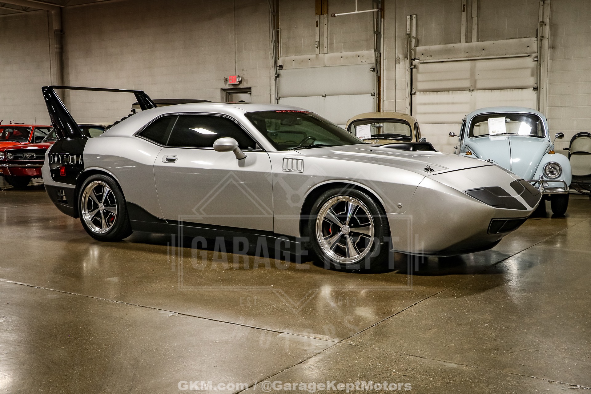 2010 Dodge Challenger 16
