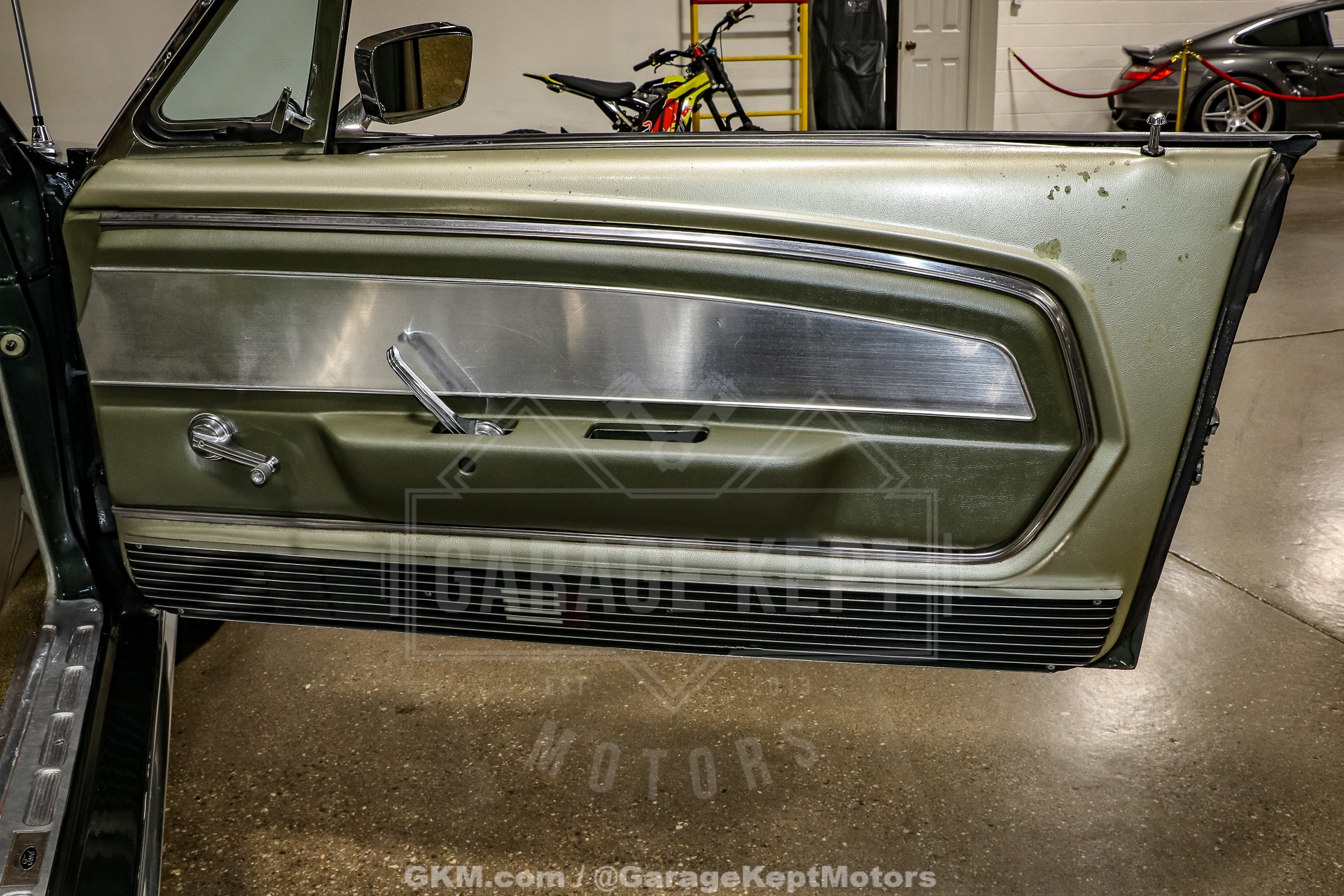 1967 Ford Mustang 73