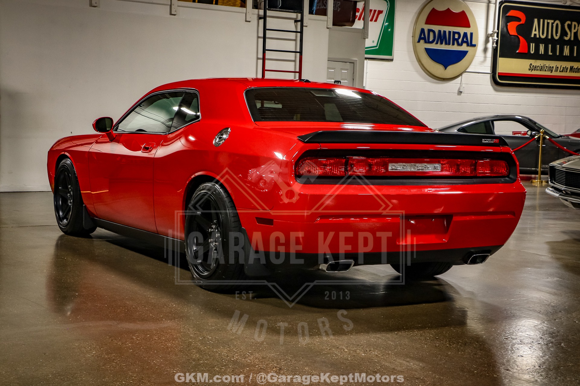 2010 Dodge Challenger 12