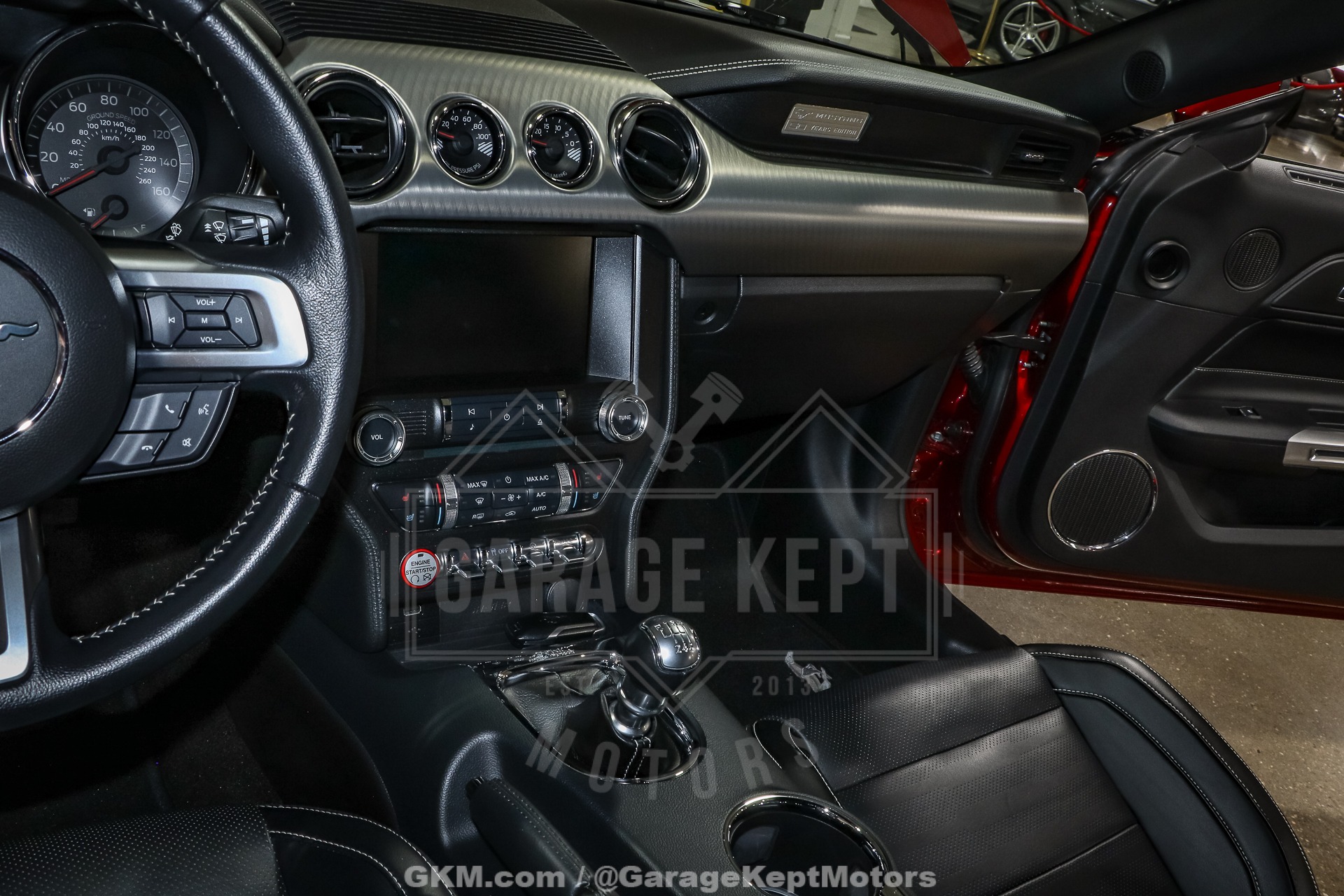 2015 Ford Mustang 106