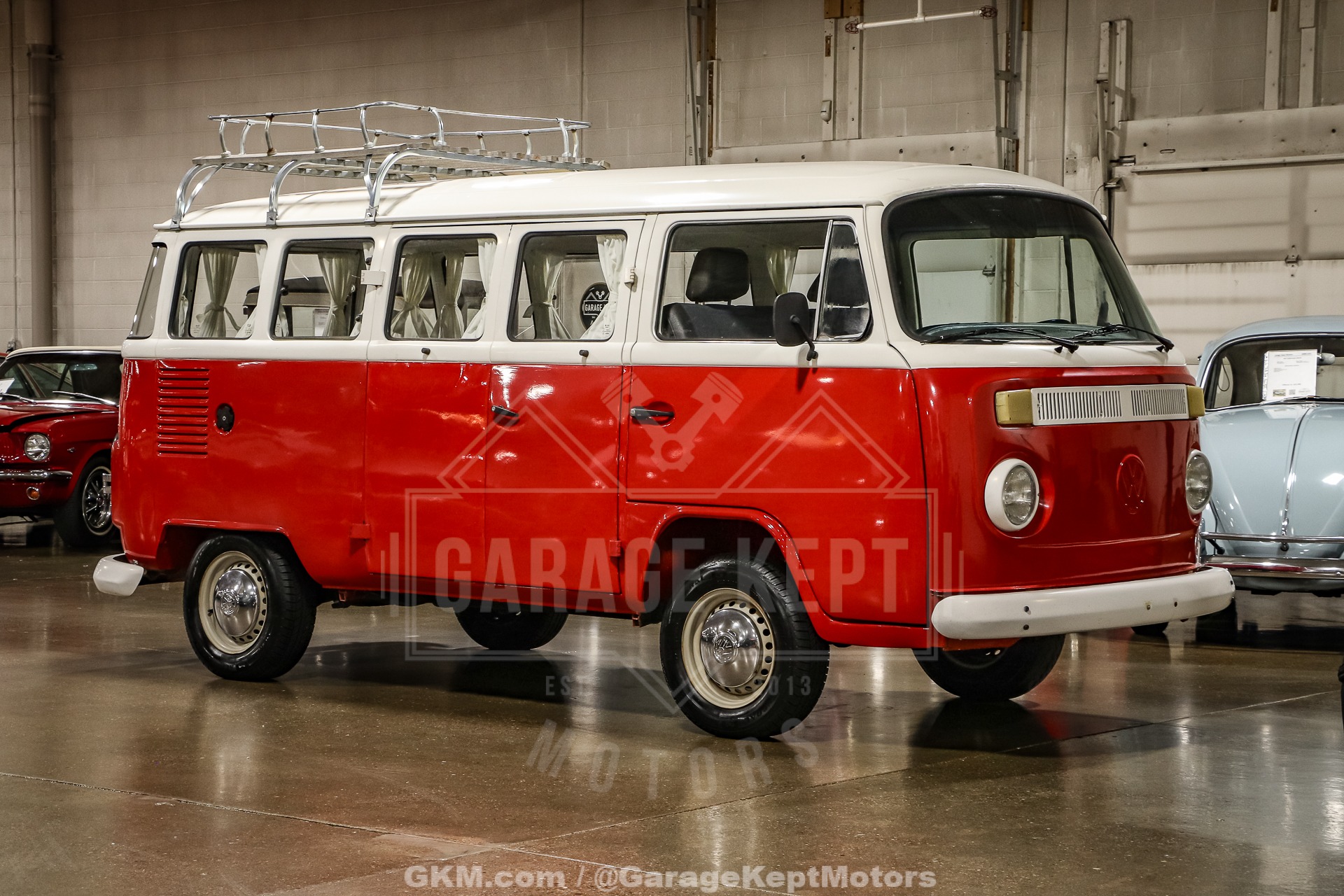 1973 Volkswagen Type 2 Bus 1