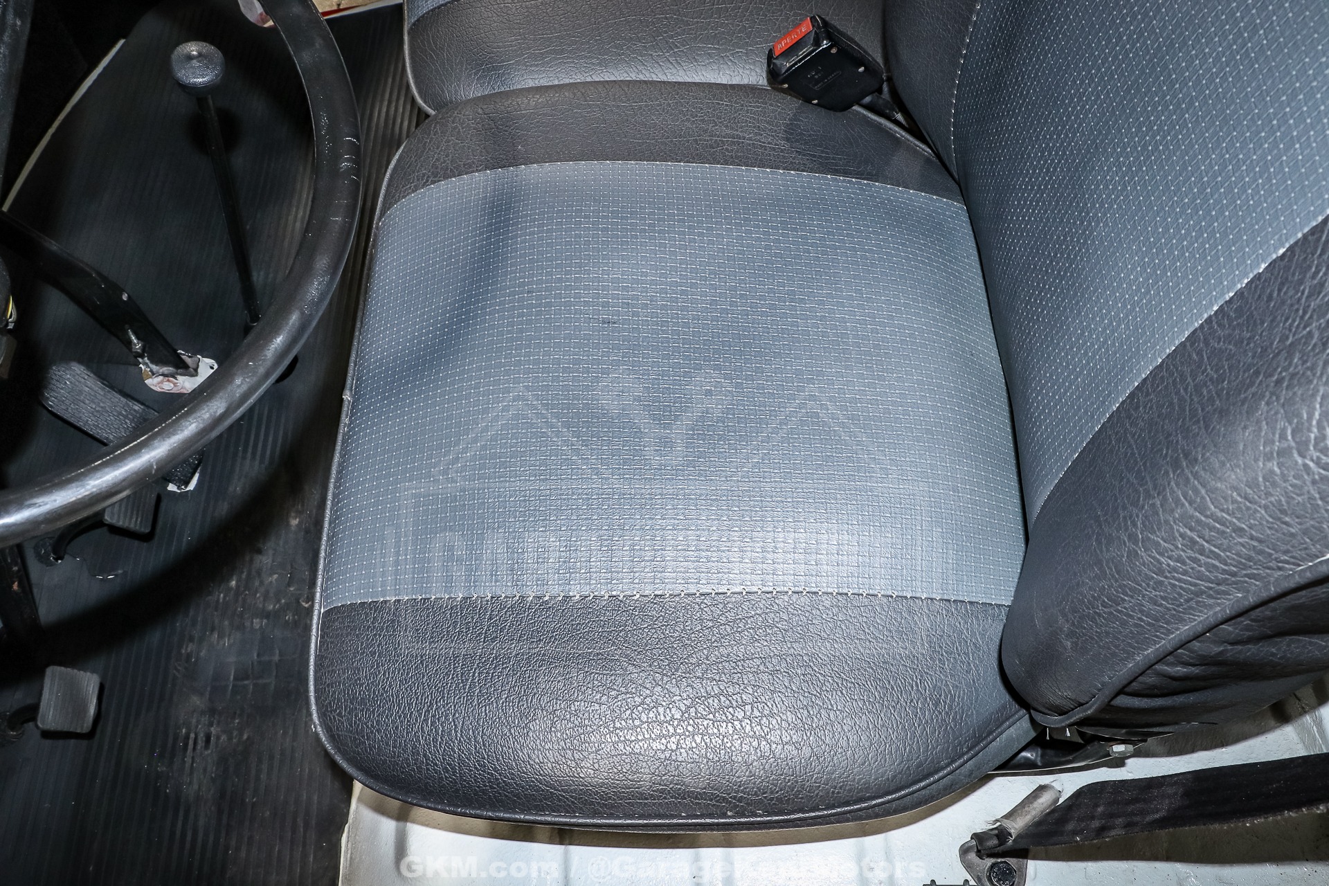 1973 Volkswagen Type 2 Bus 124