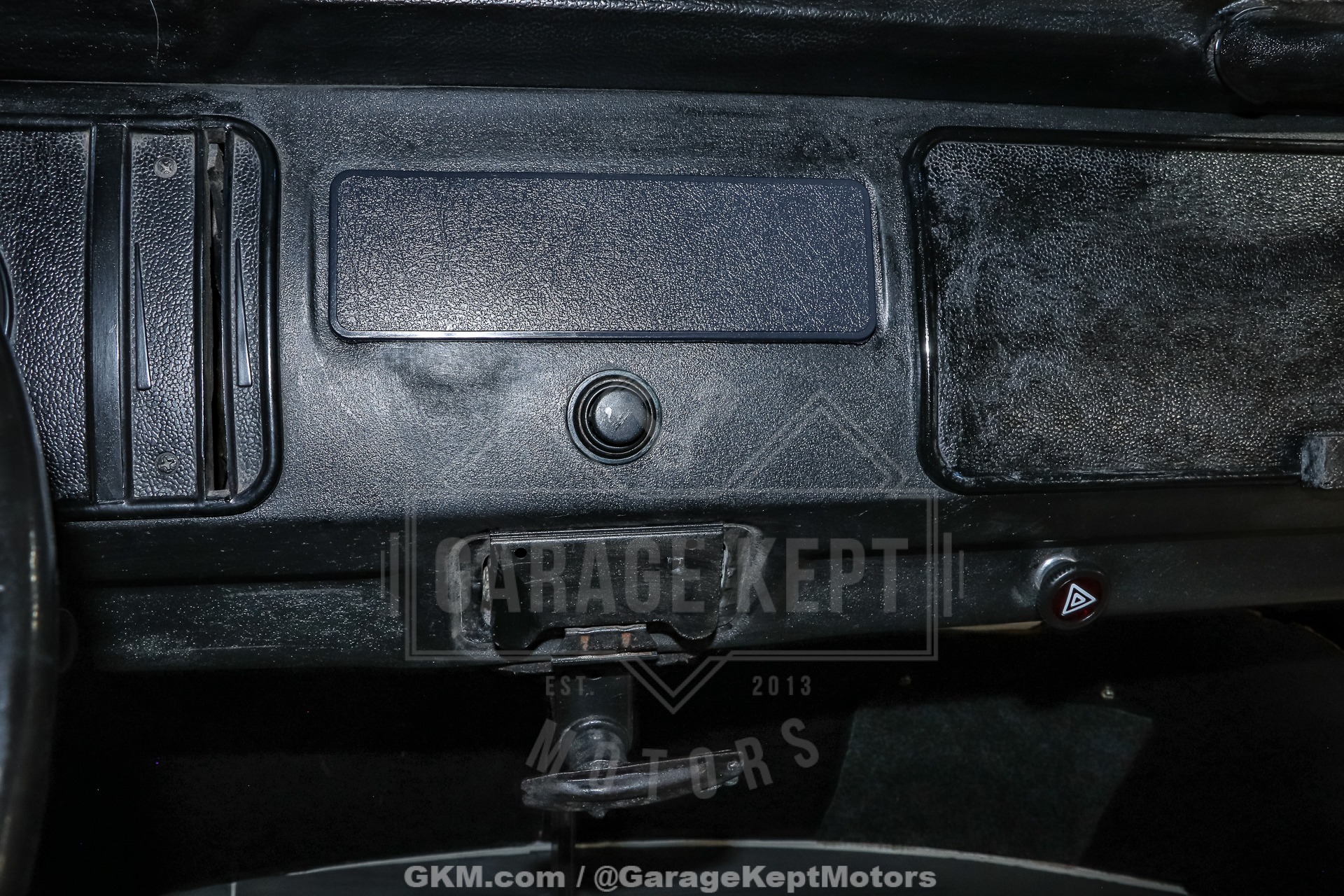 1973 Volkswagen Type 2 Bus 131