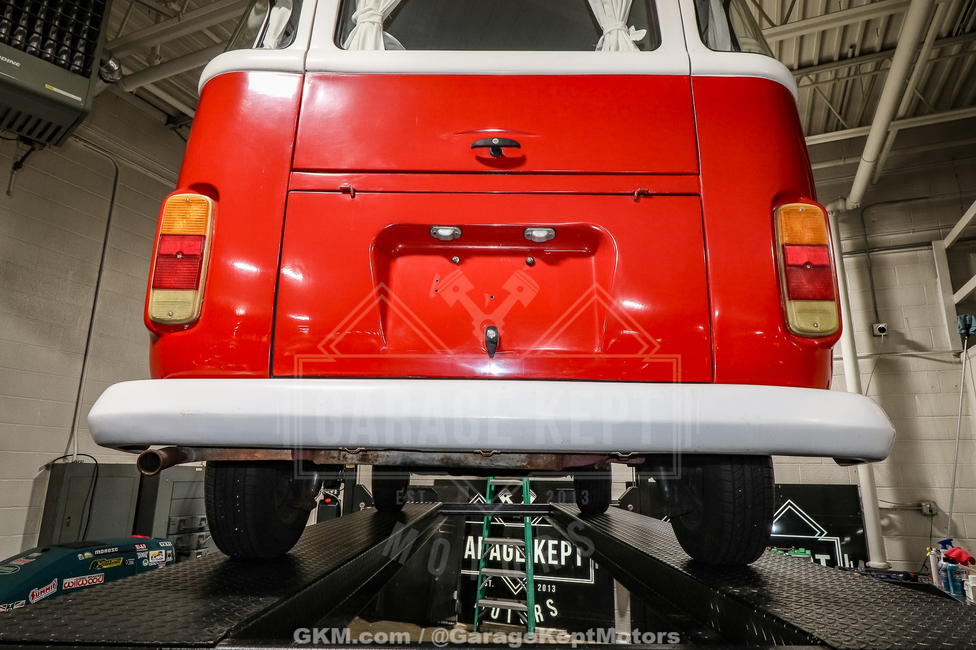 1973 Volkswagen Type 2 Bus 143