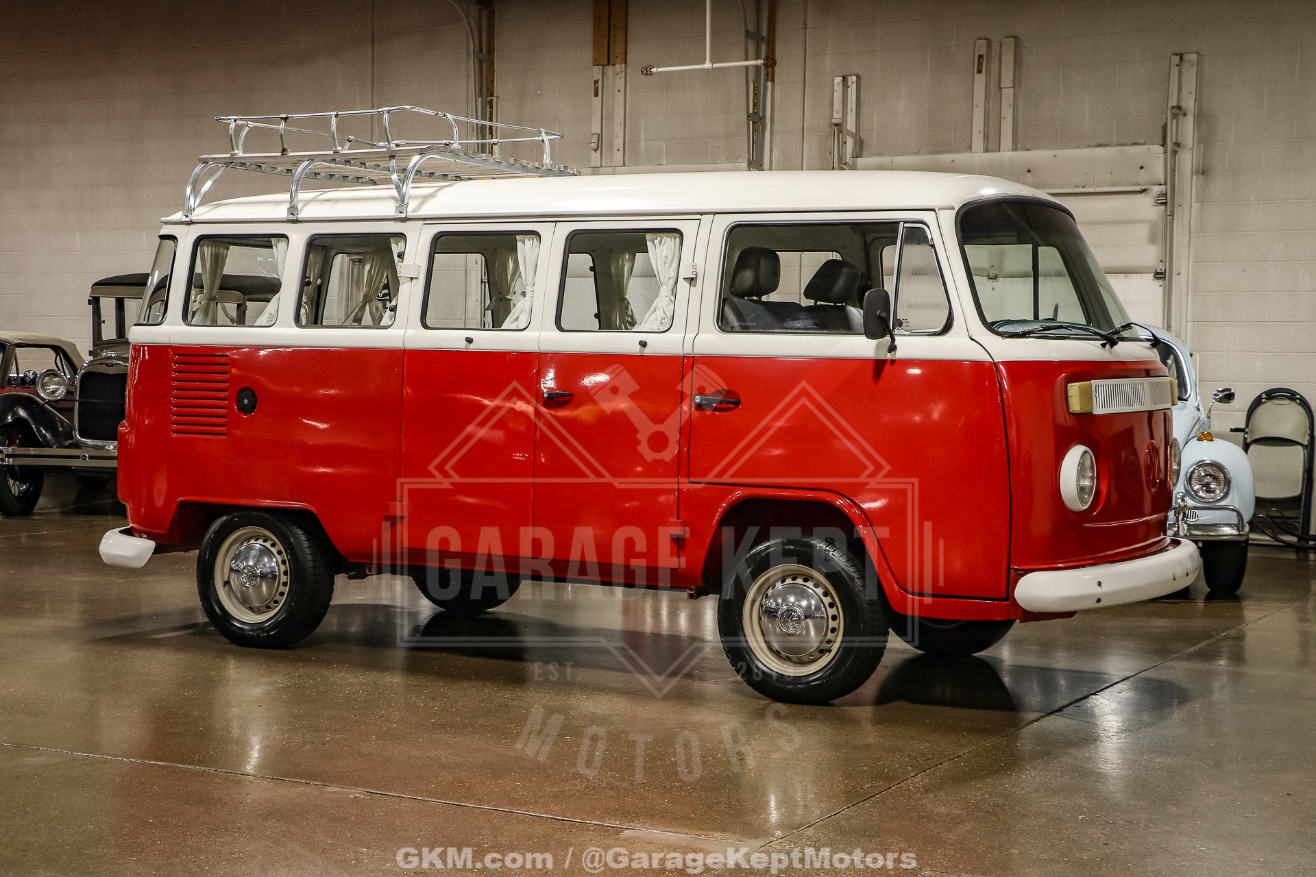 1973 Volkswagen Type 2 Bus 16