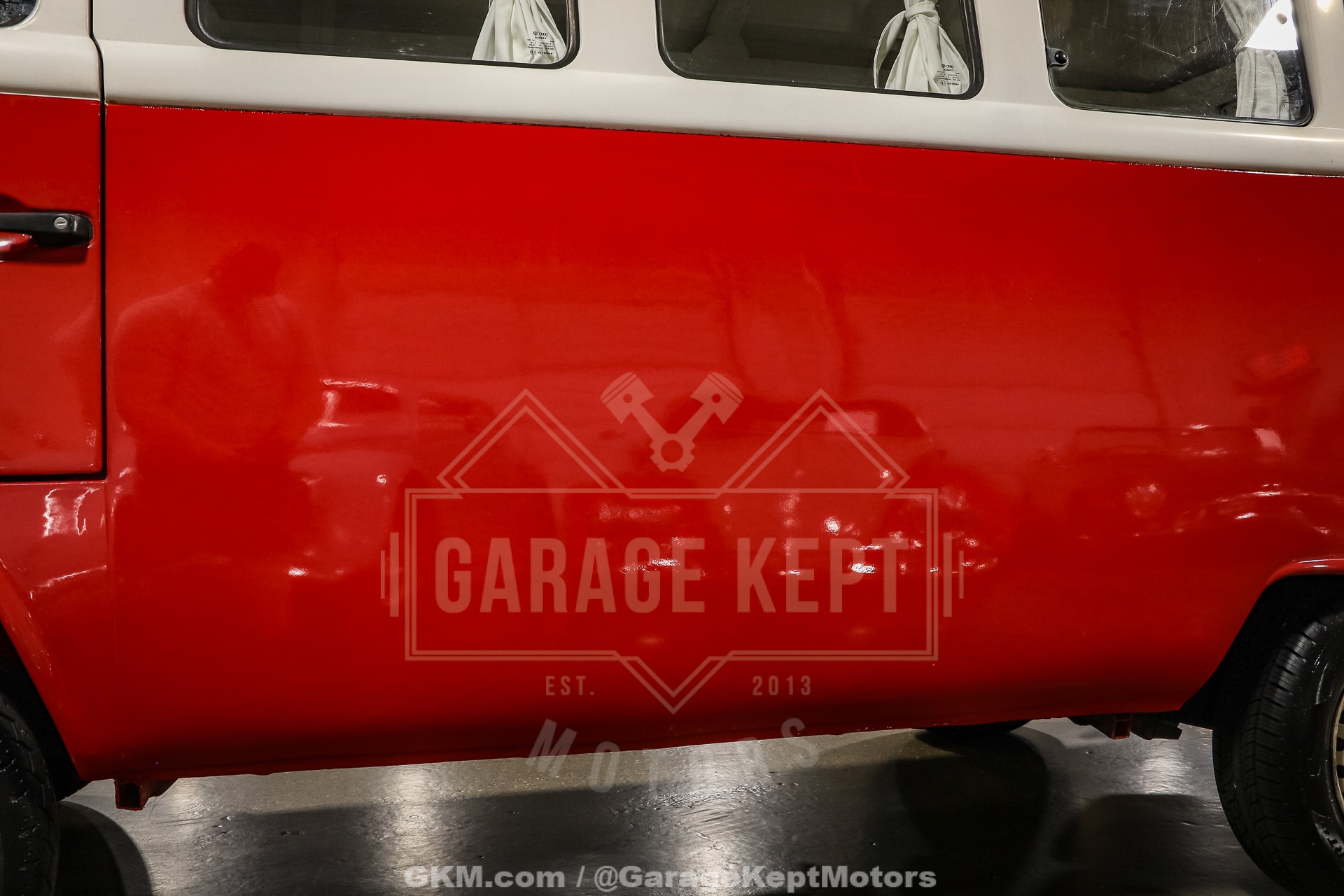 1973 Volkswagen Type 2 Bus 36