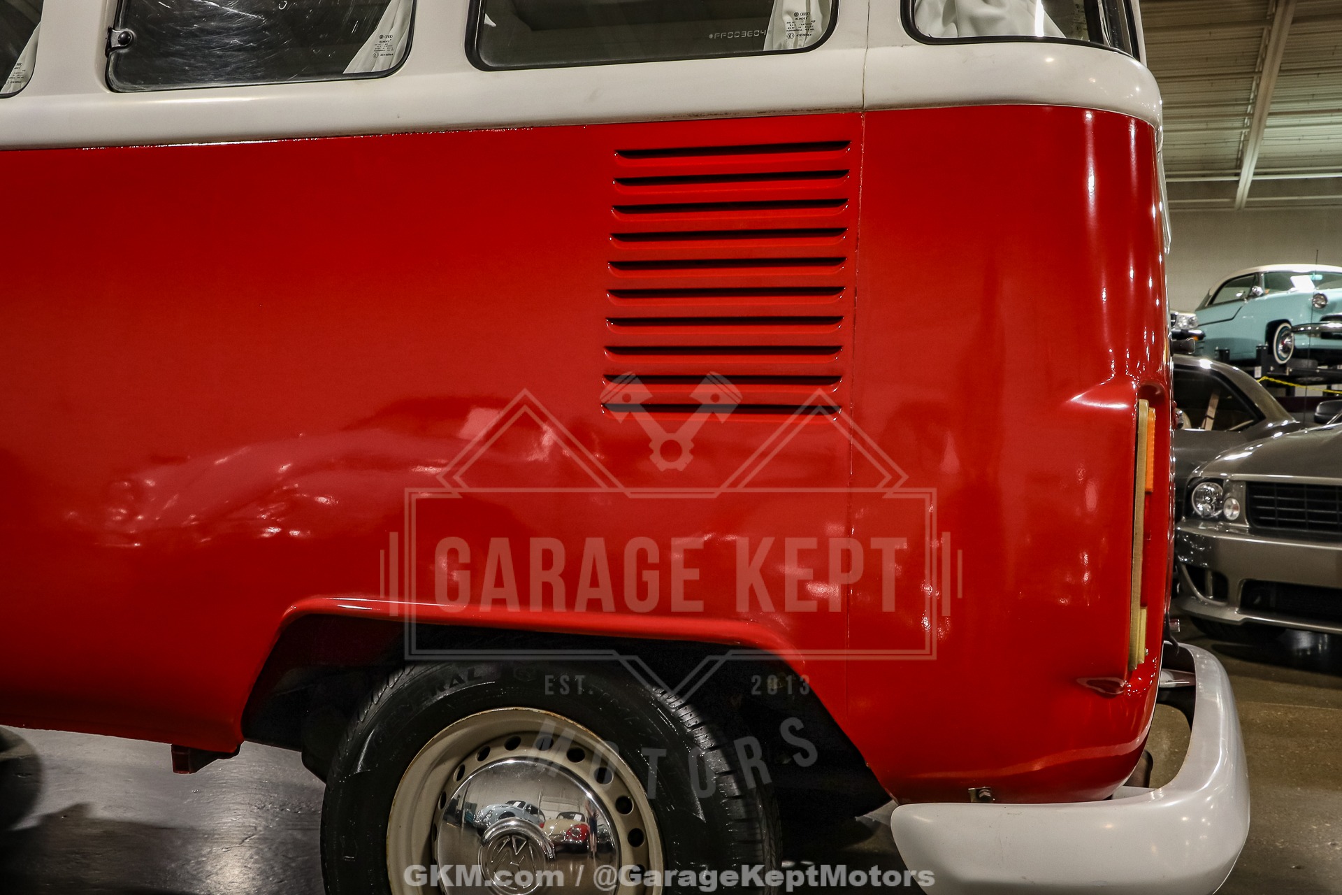 1973 Volkswagen Type 2 Bus 39