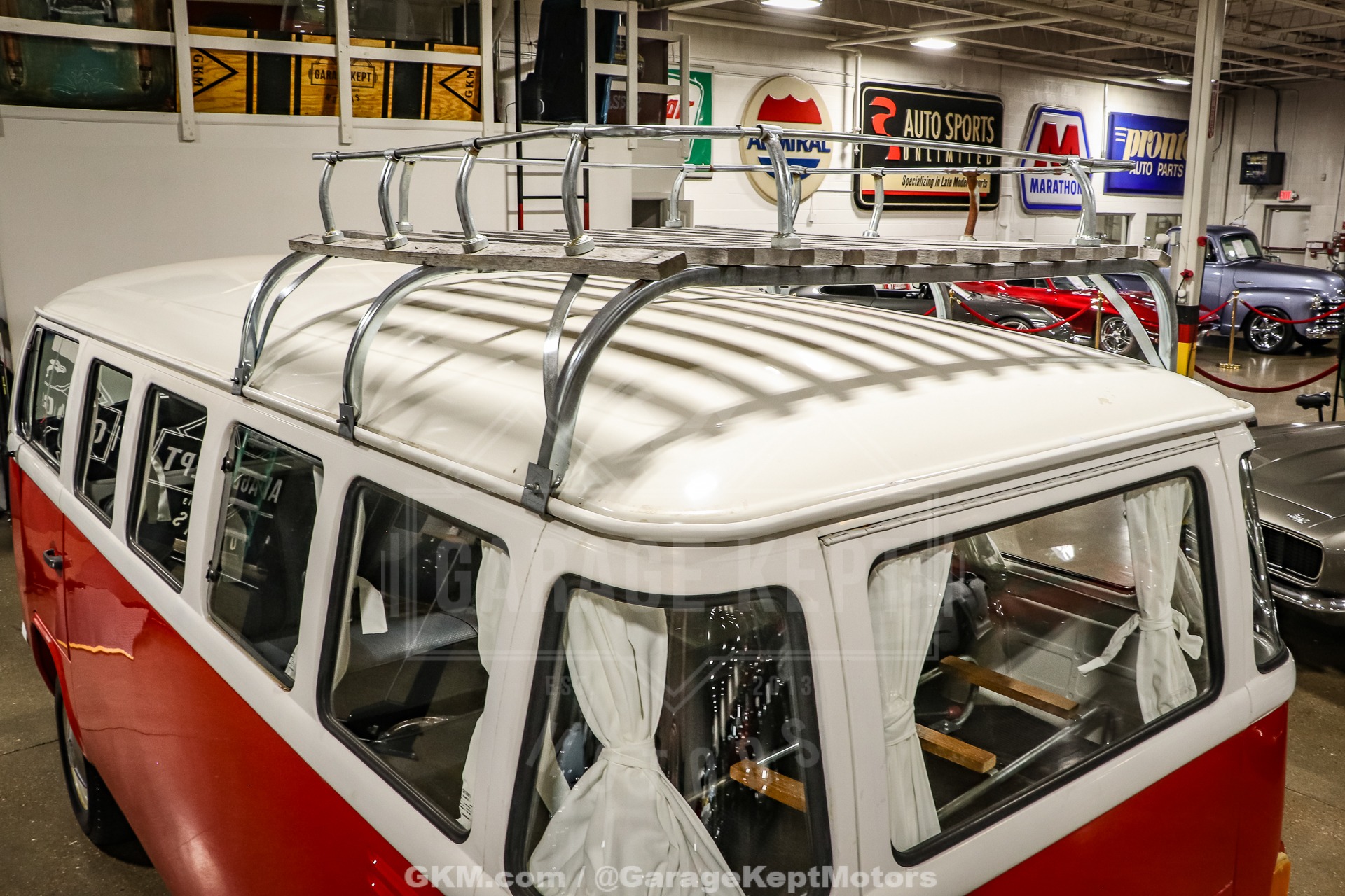 1973 Volkswagen Type 2 Bus 41