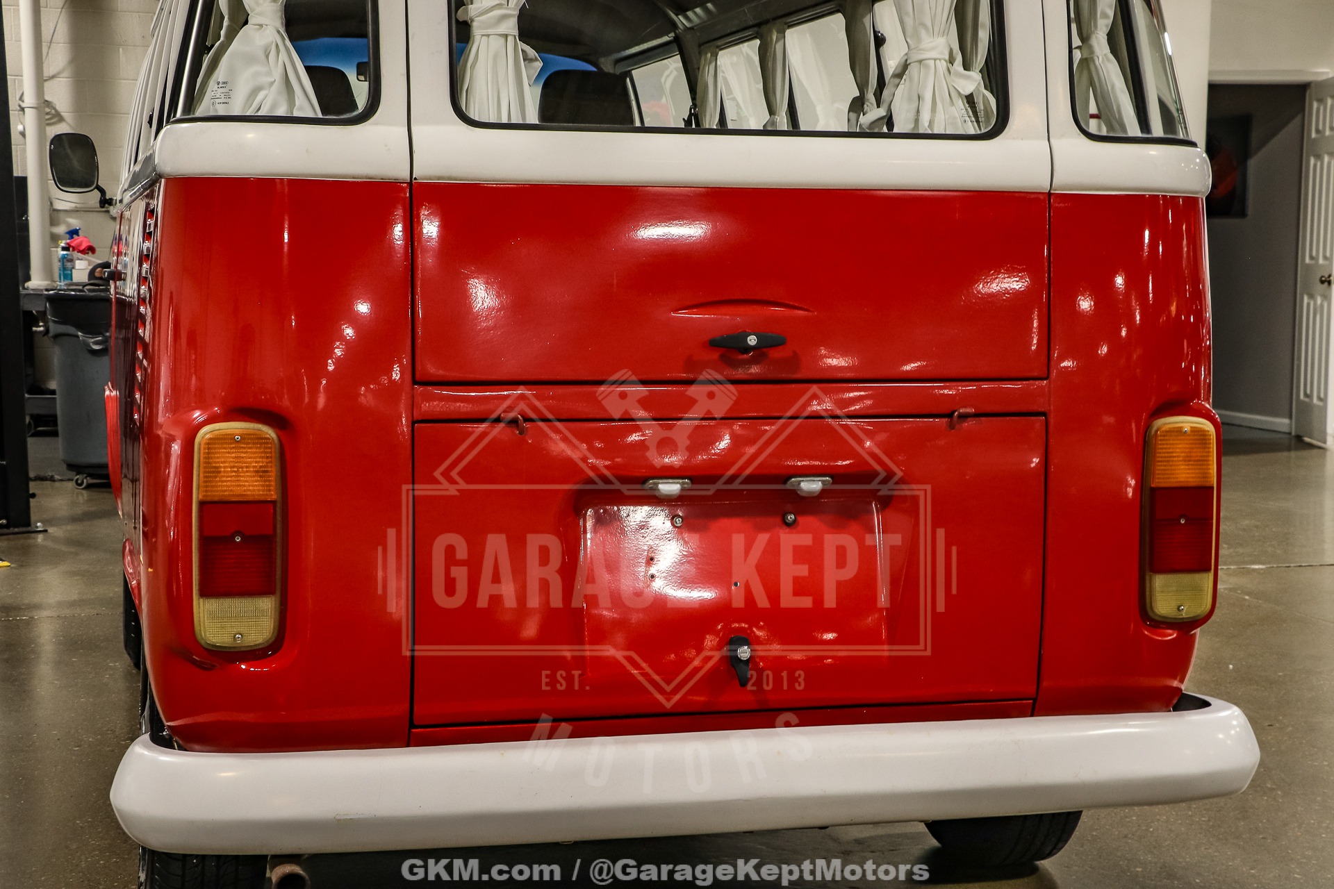 1973 Volkswagen Type 2 Bus 43