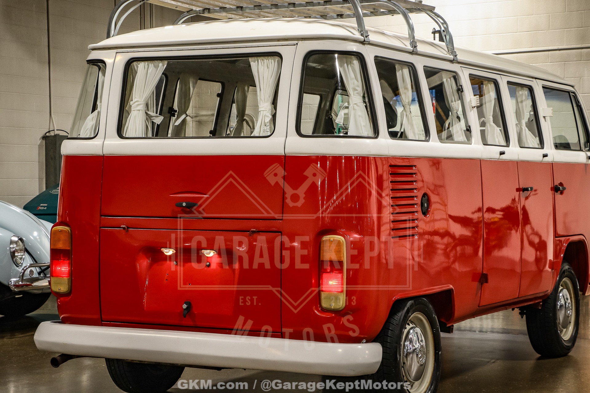 1973 Volkswagen Type 2 Bus 48