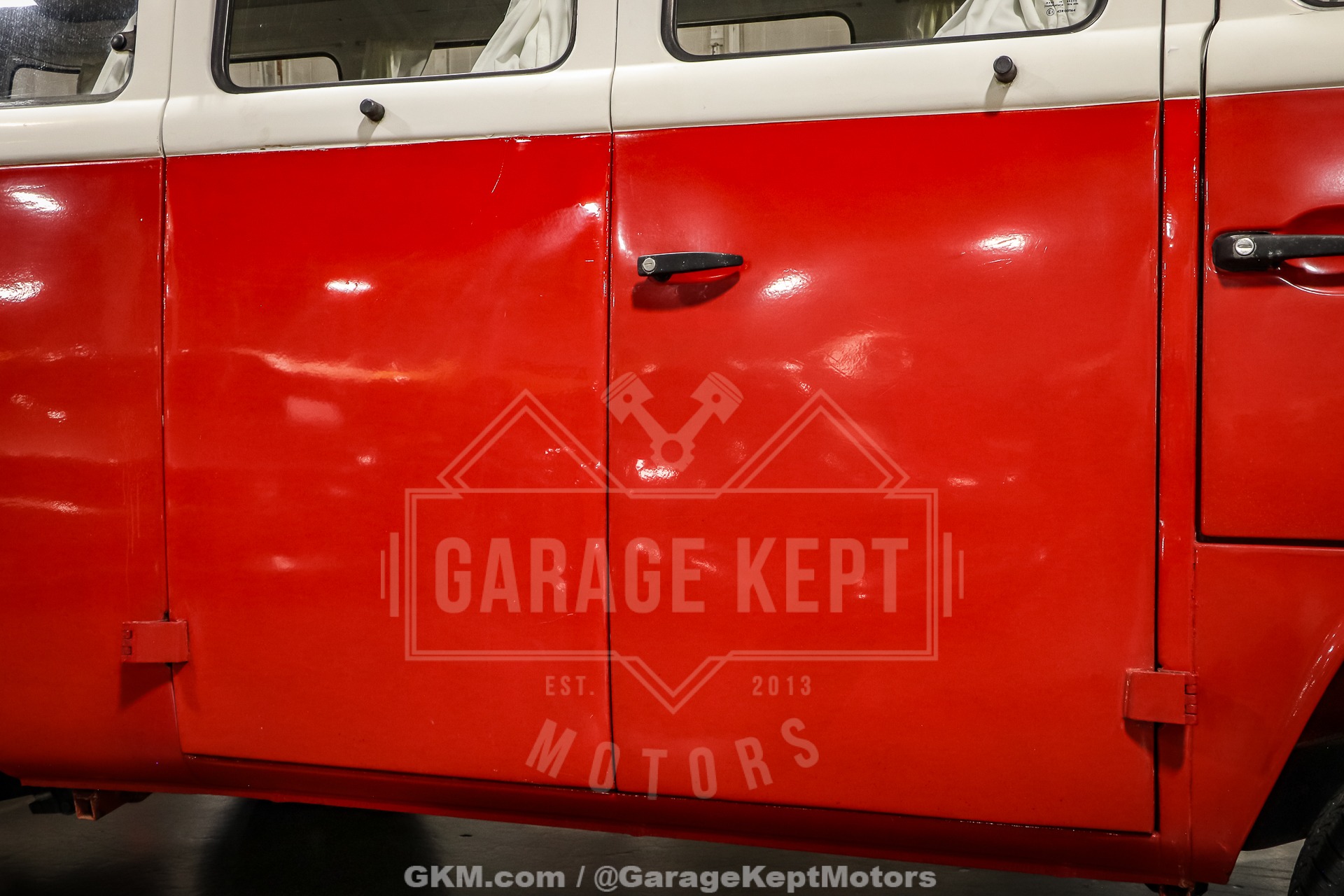 1973 Volkswagen Type 2 Bus 57