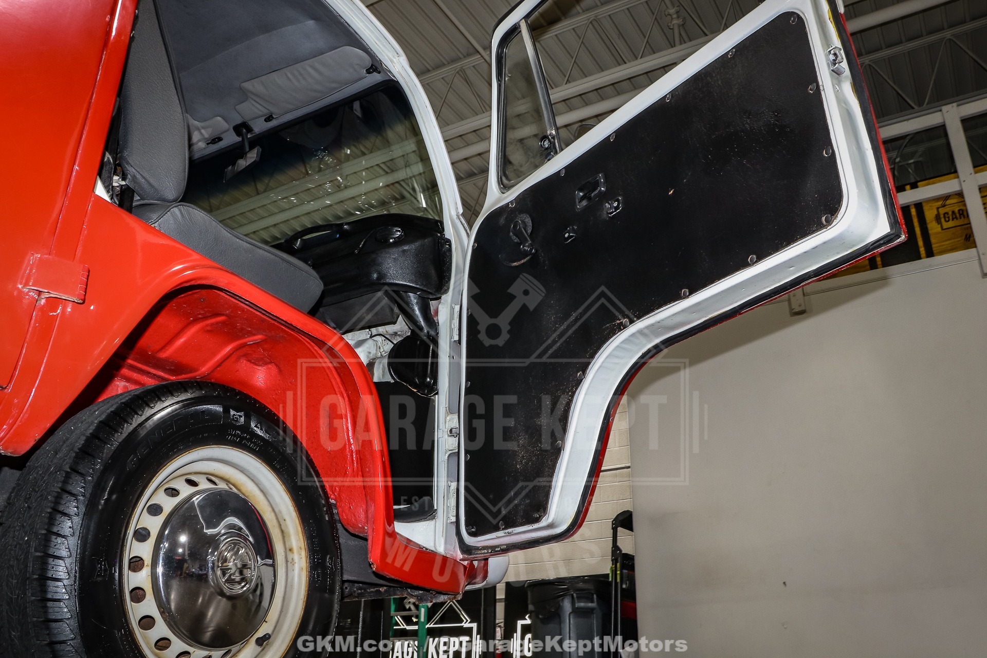 1973 Volkswagen Type 2 Bus 71