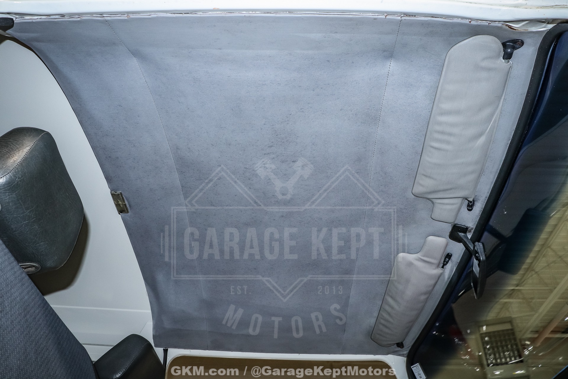 1973 Volkswagen Type 2 Bus 75