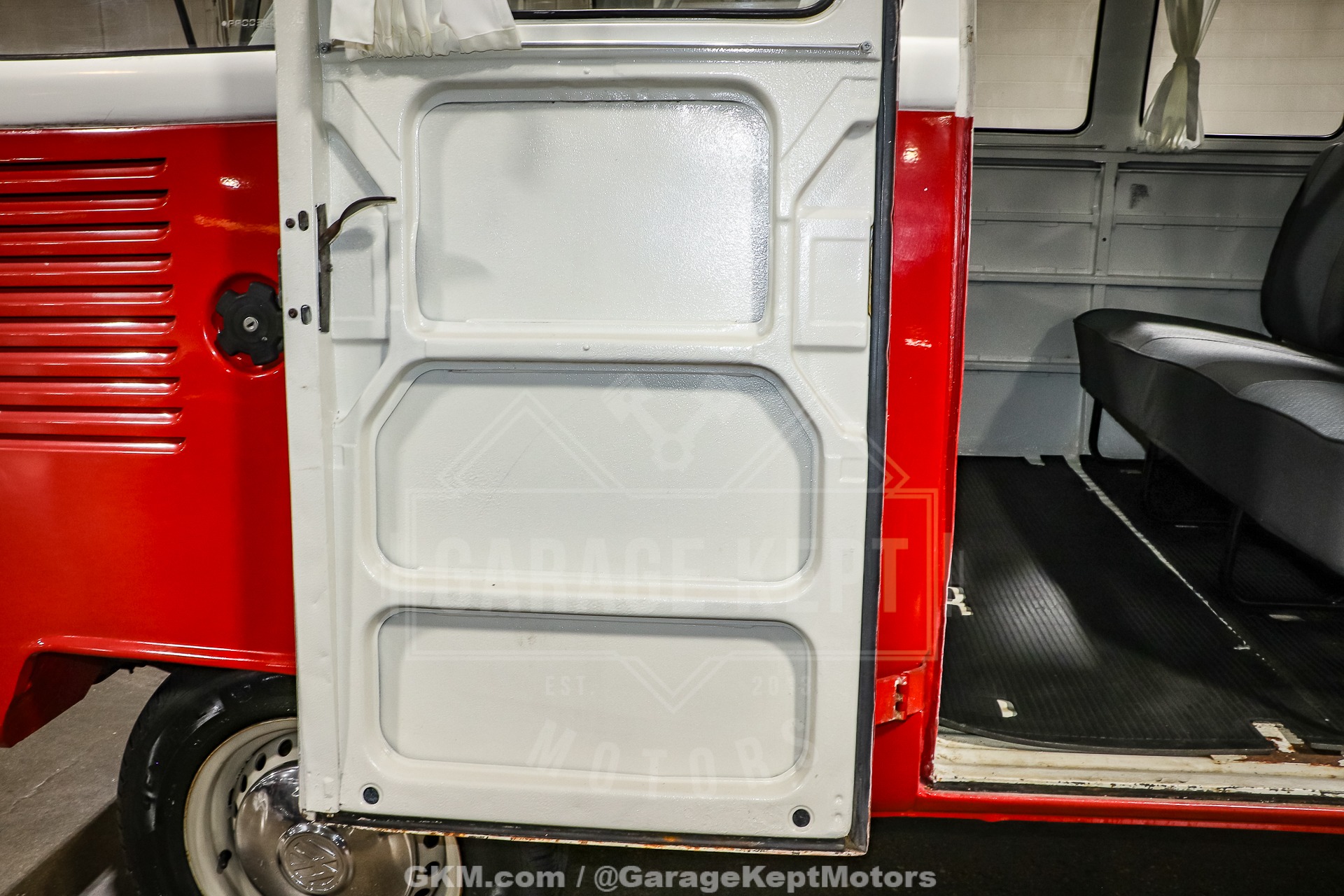 1973 Volkswagen Type 2 Bus 79