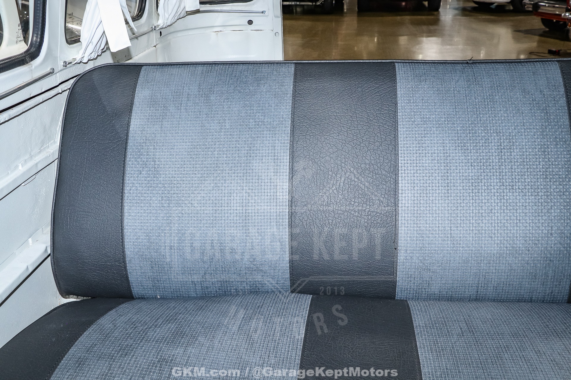 1973 Volkswagen Type 2 Bus 89