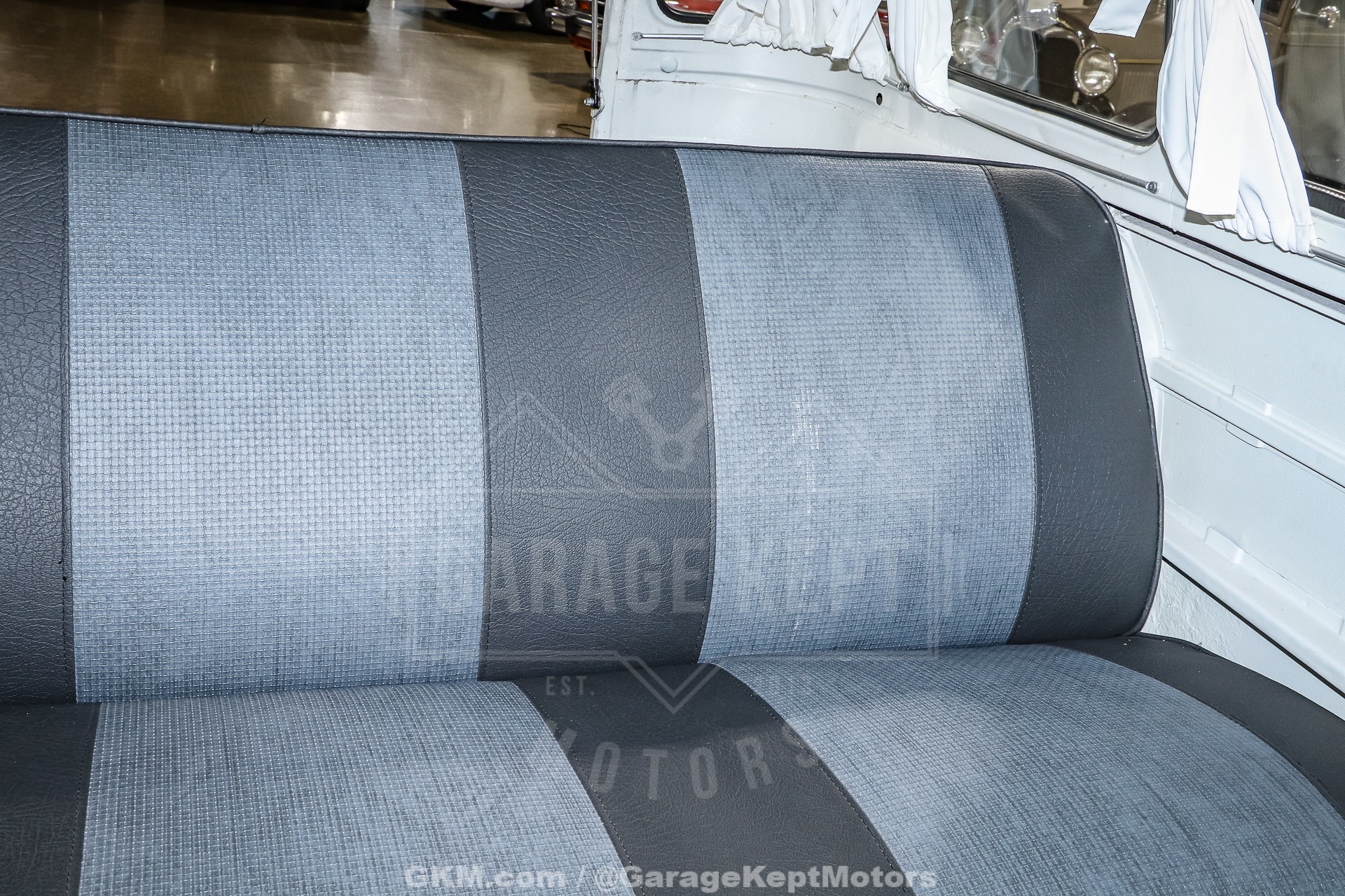 1973 Volkswagen Type 2 Bus 90