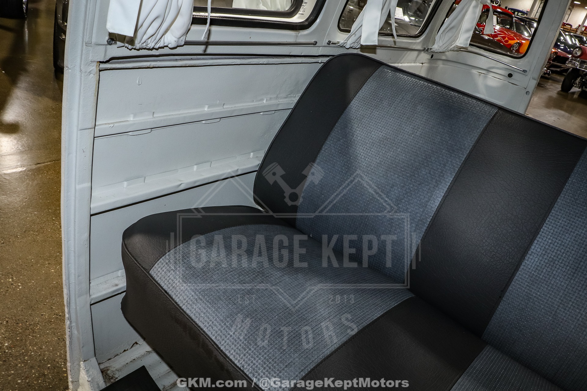 1973 Volkswagen Type 2 Bus 93