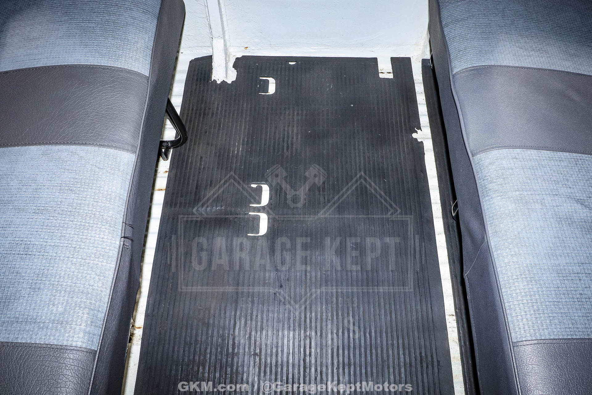 1973 Volkswagen Type 2 Bus 94