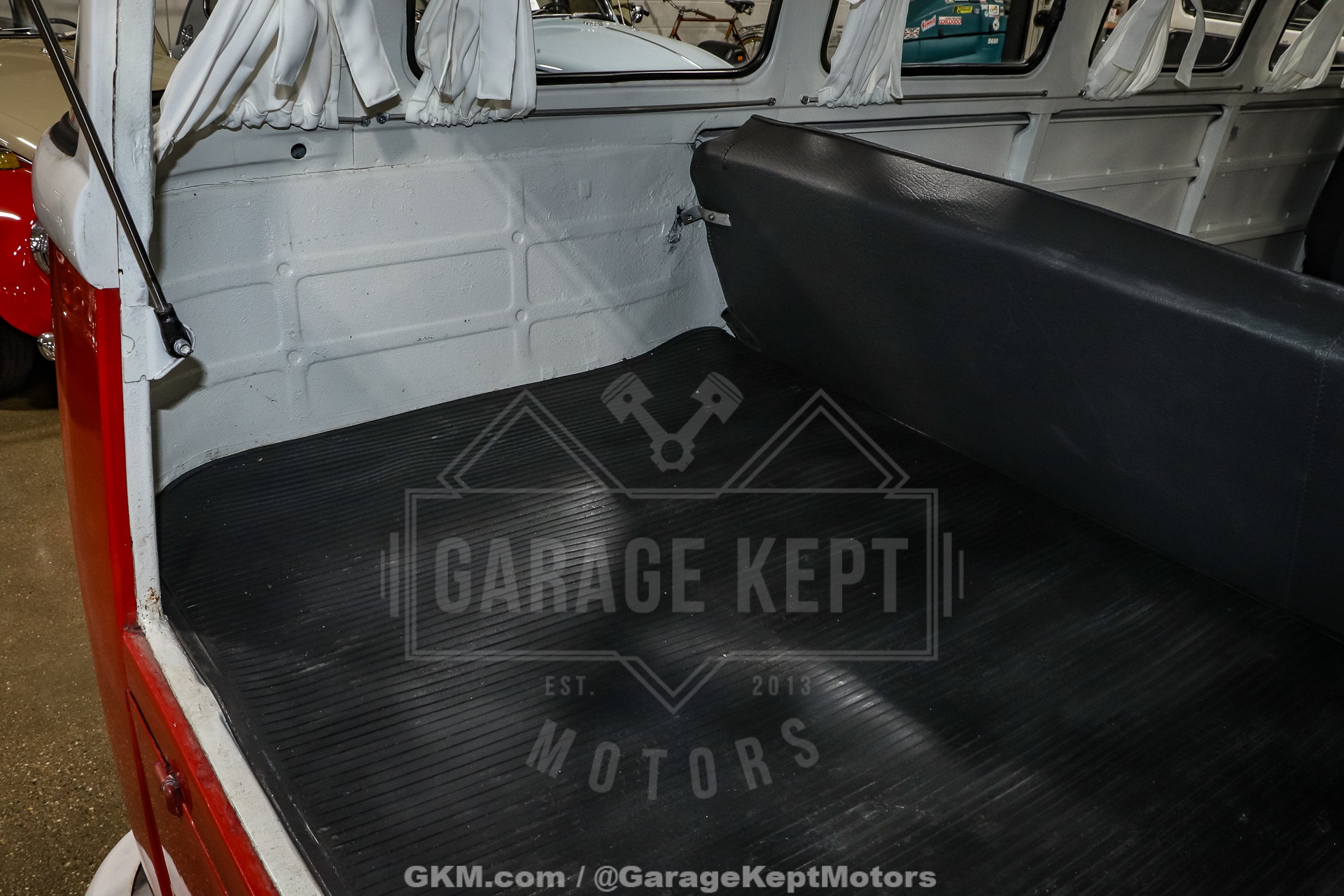 1973 Volkswagen Type 2 Bus 96