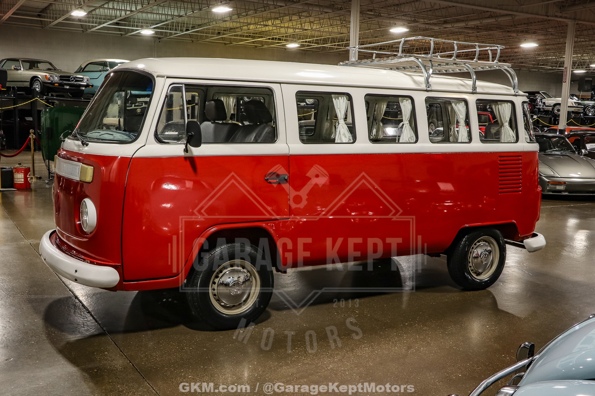 1973 Volkswagen Type 2 Bus 9
