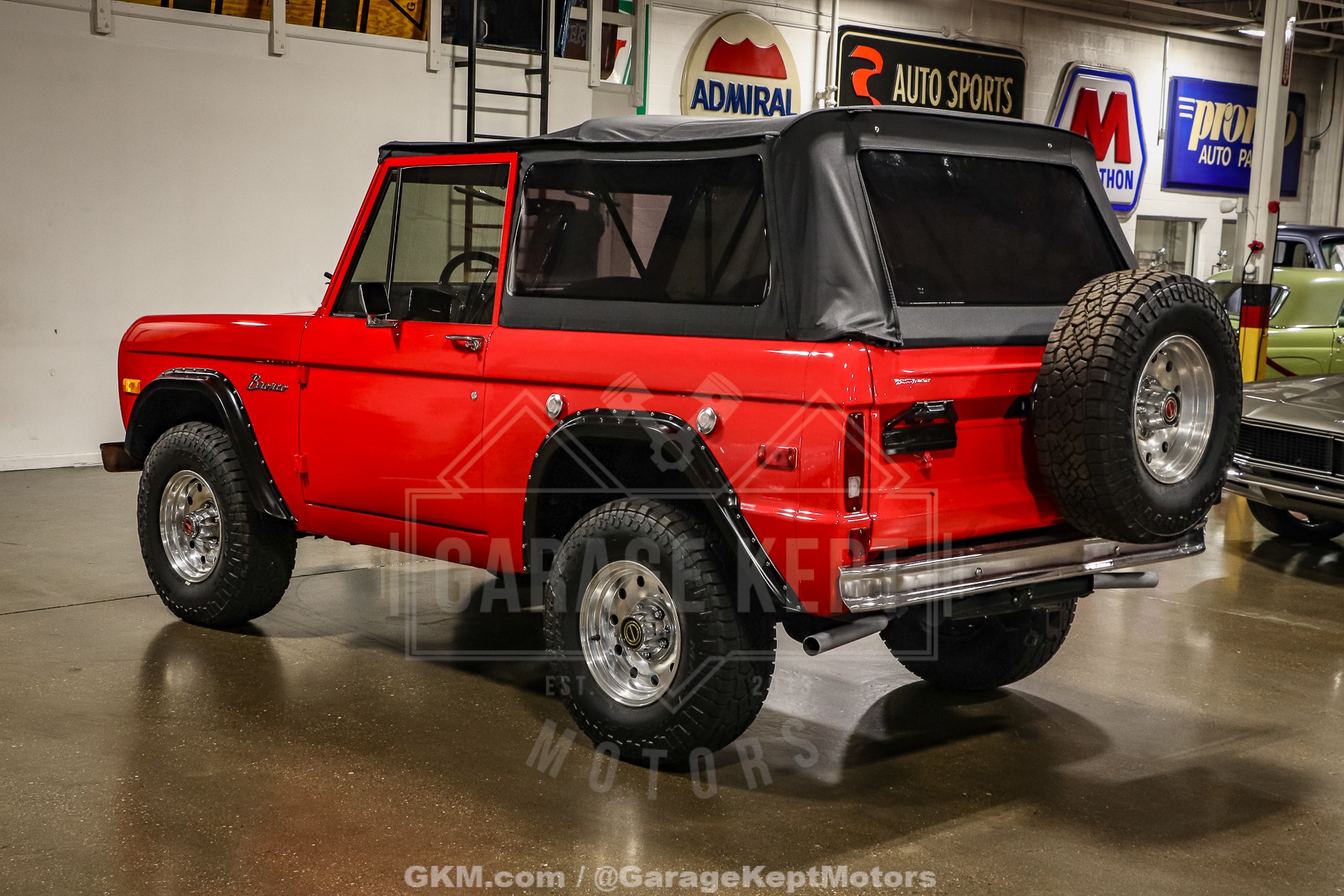 1976 Ford Bronco 11