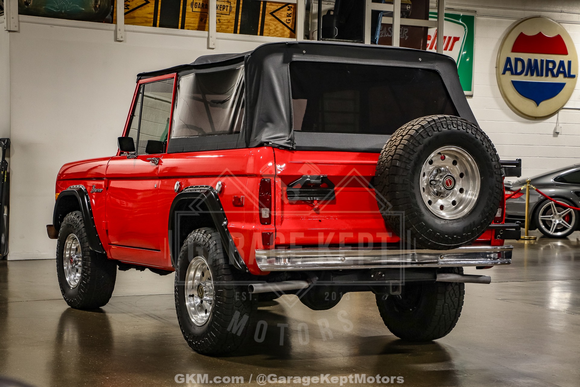 1976 Ford Bronco 12