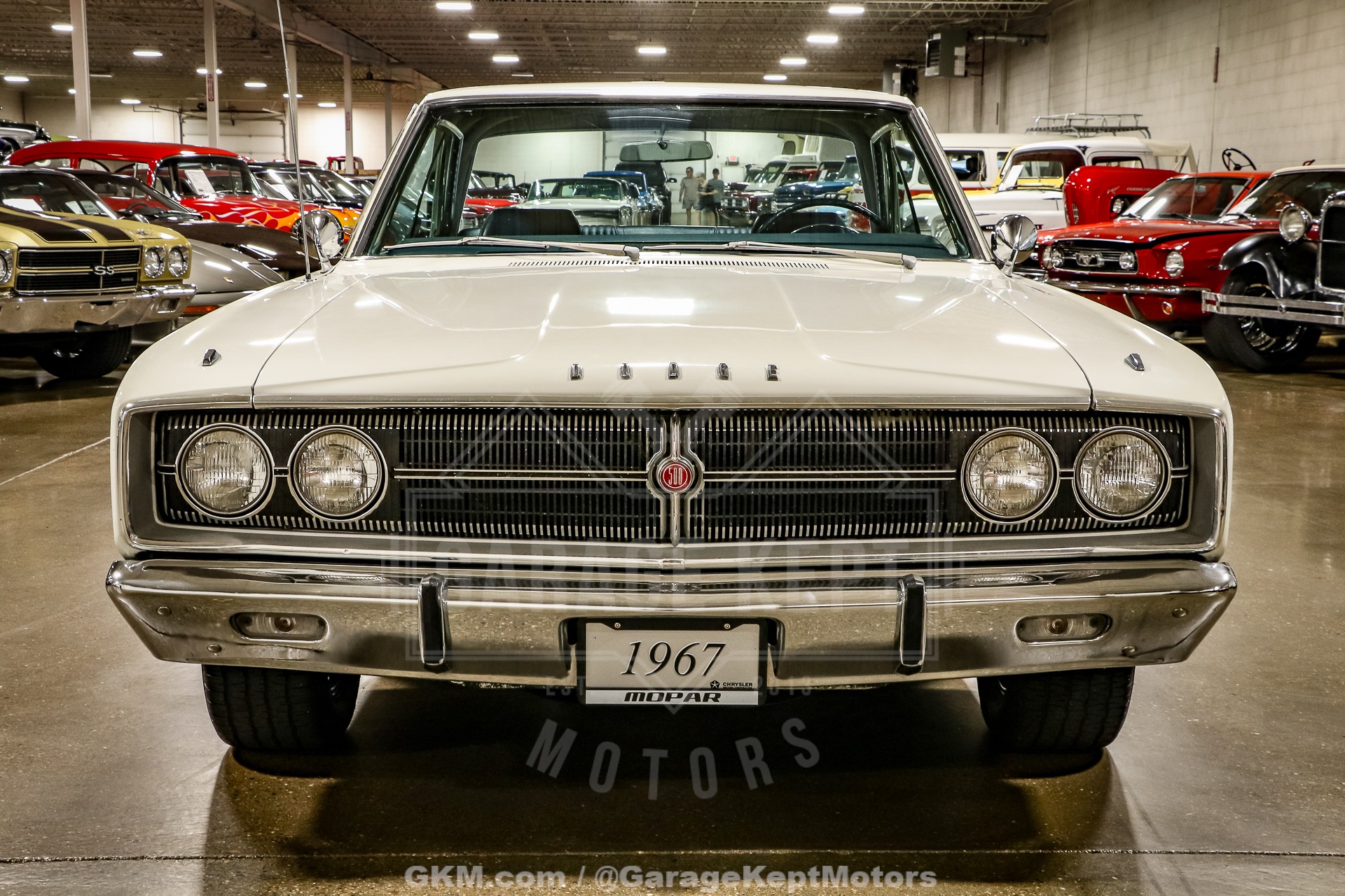 1967 Dodge Coronet 25
