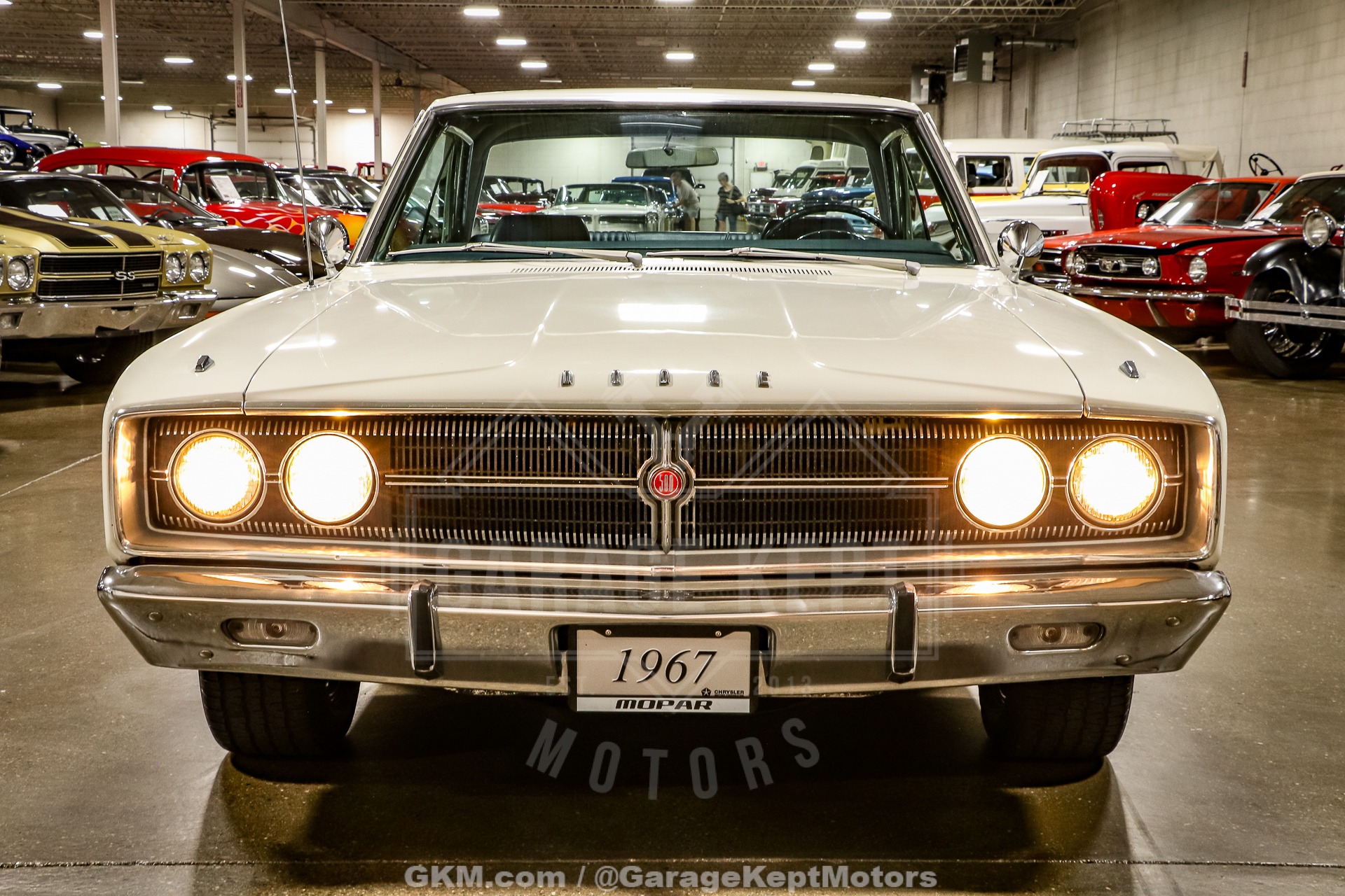 1967 Dodge Coronet 26