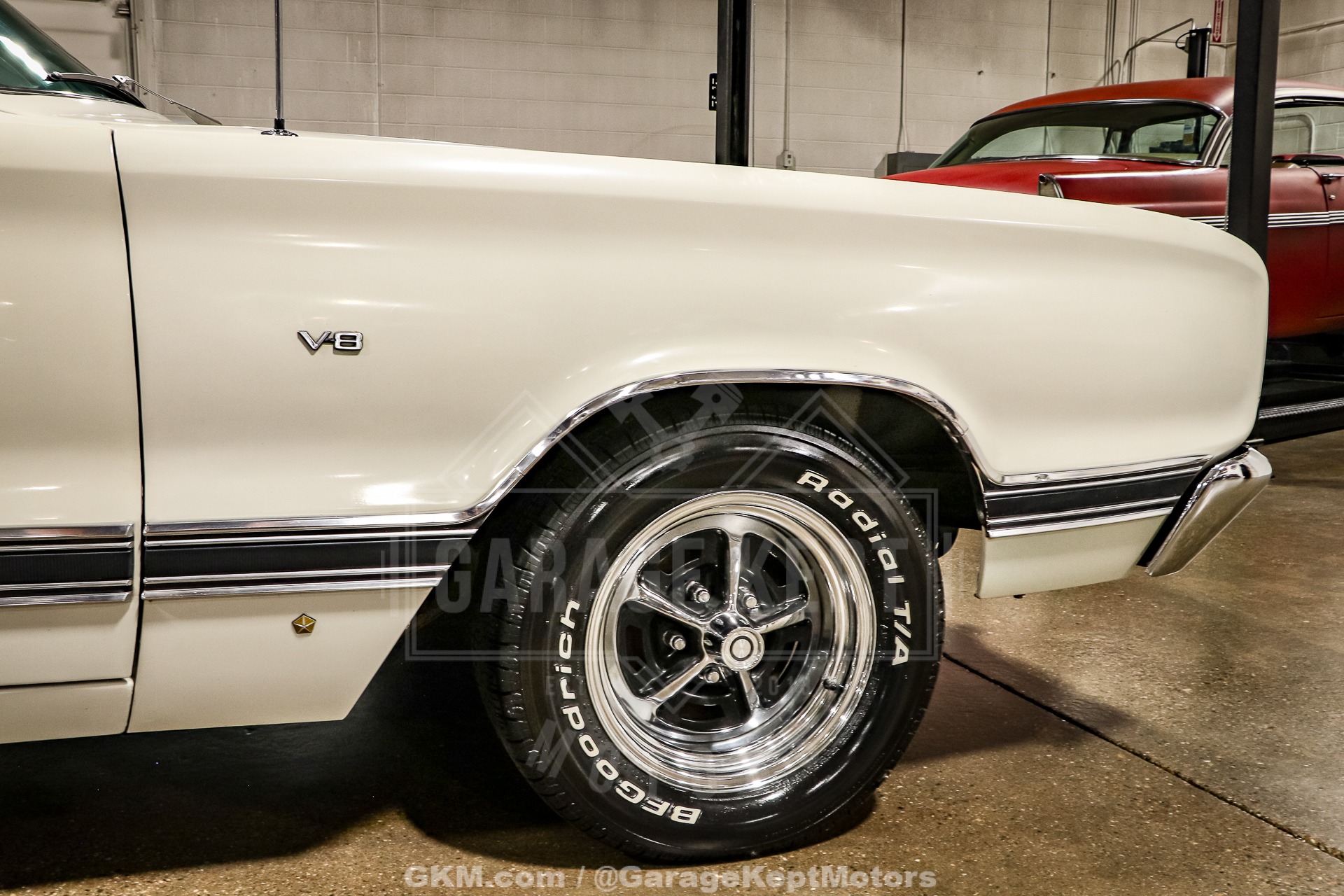 1967 Dodge Coronet 56