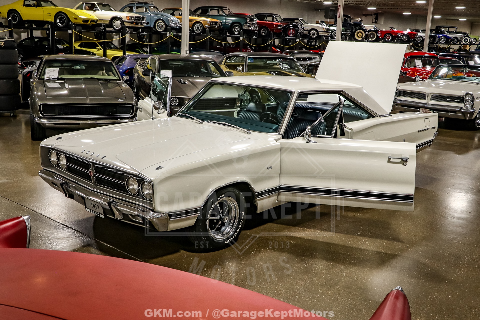 1967 Dodge Coronet 61