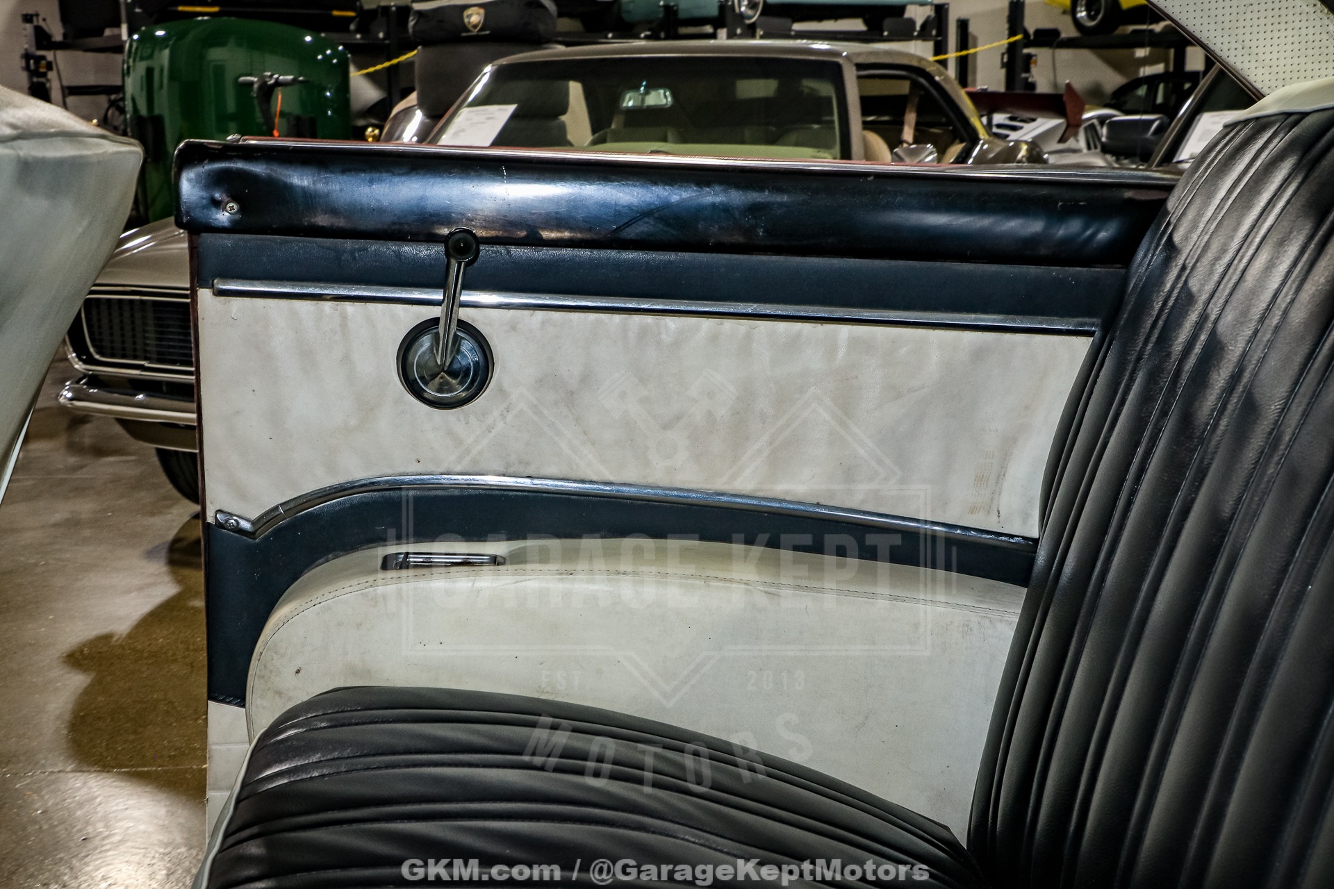 1956 Ford Fairlane 106