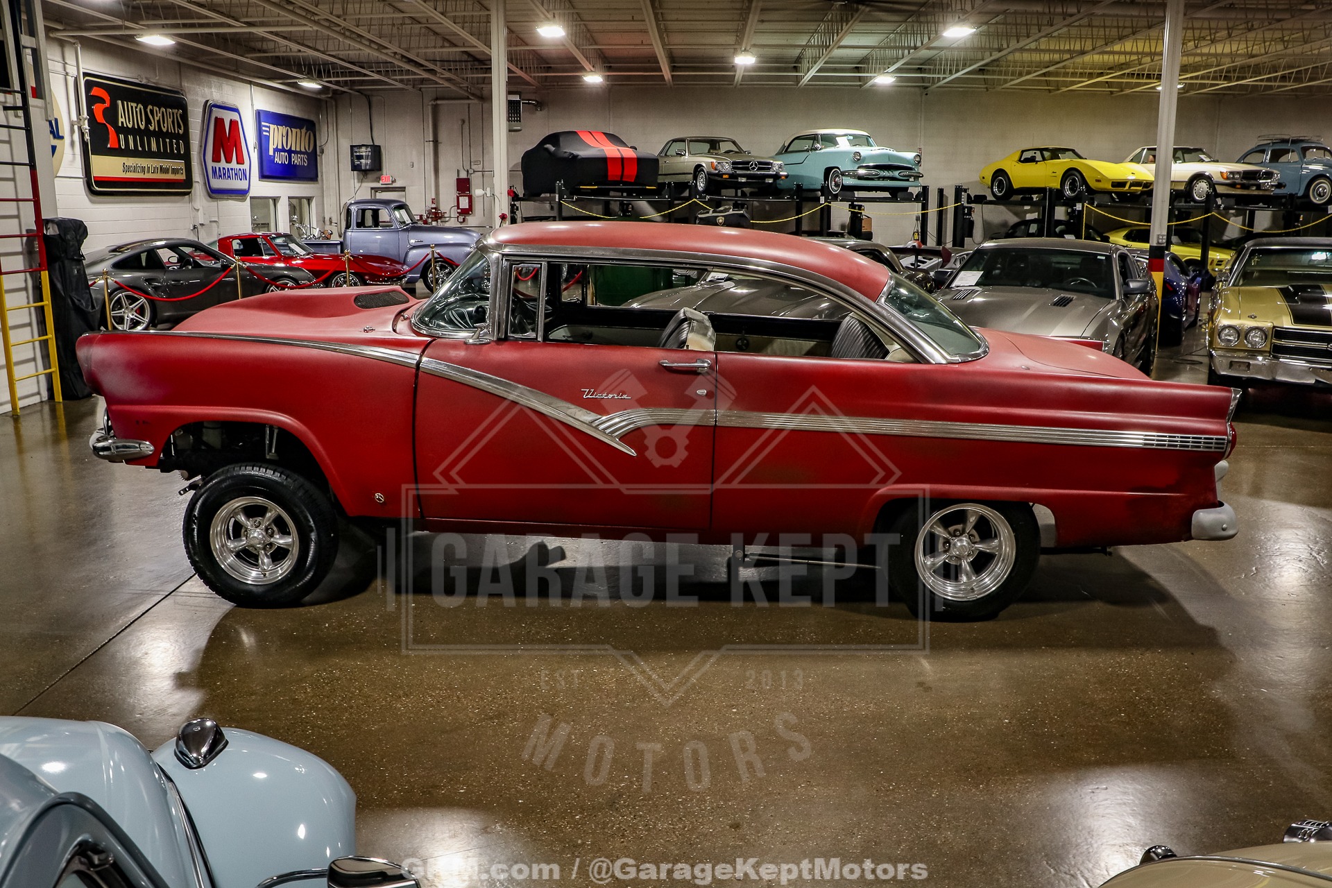 1956 Ford Fairlane 10