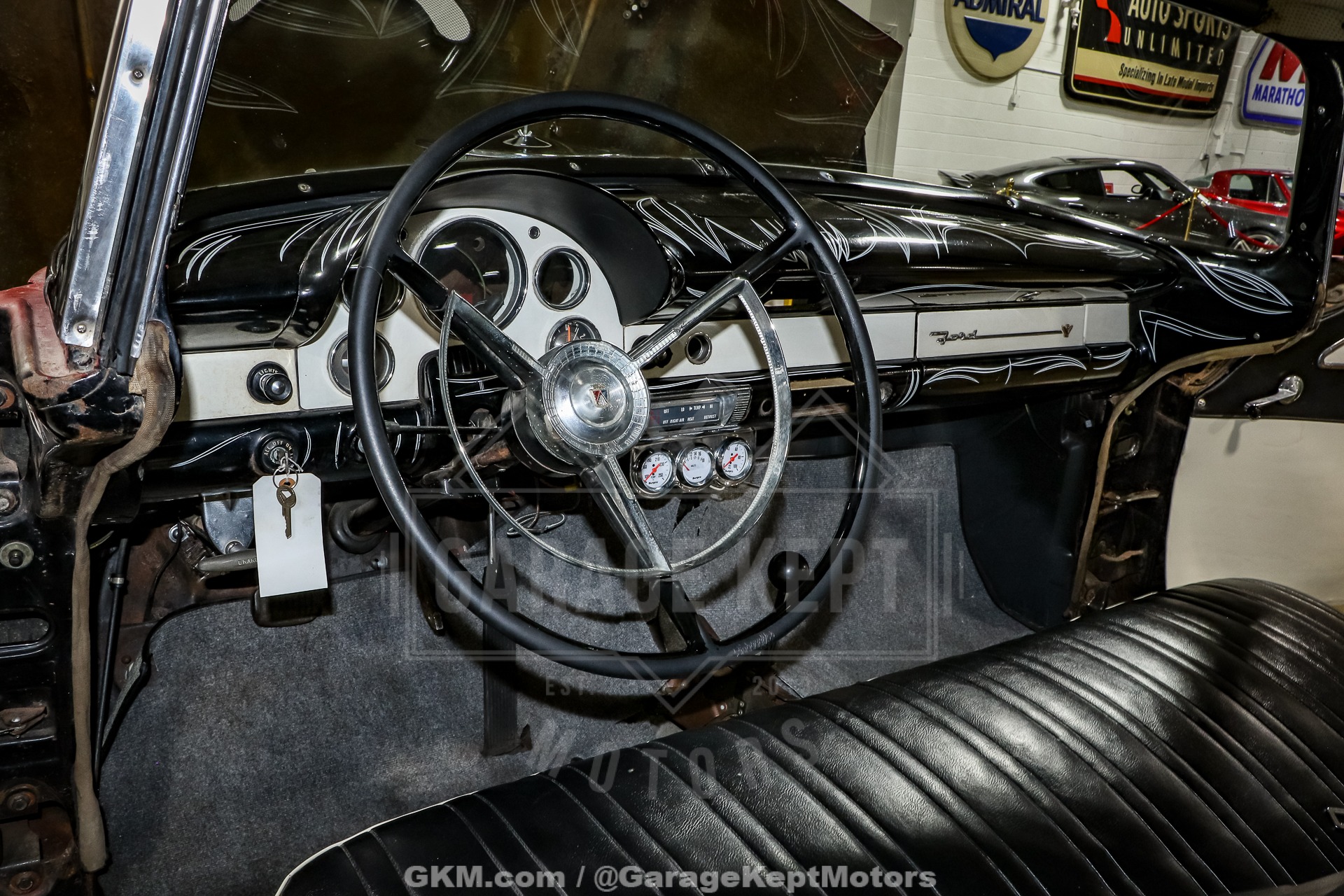 1956 Ford Fairlane 4