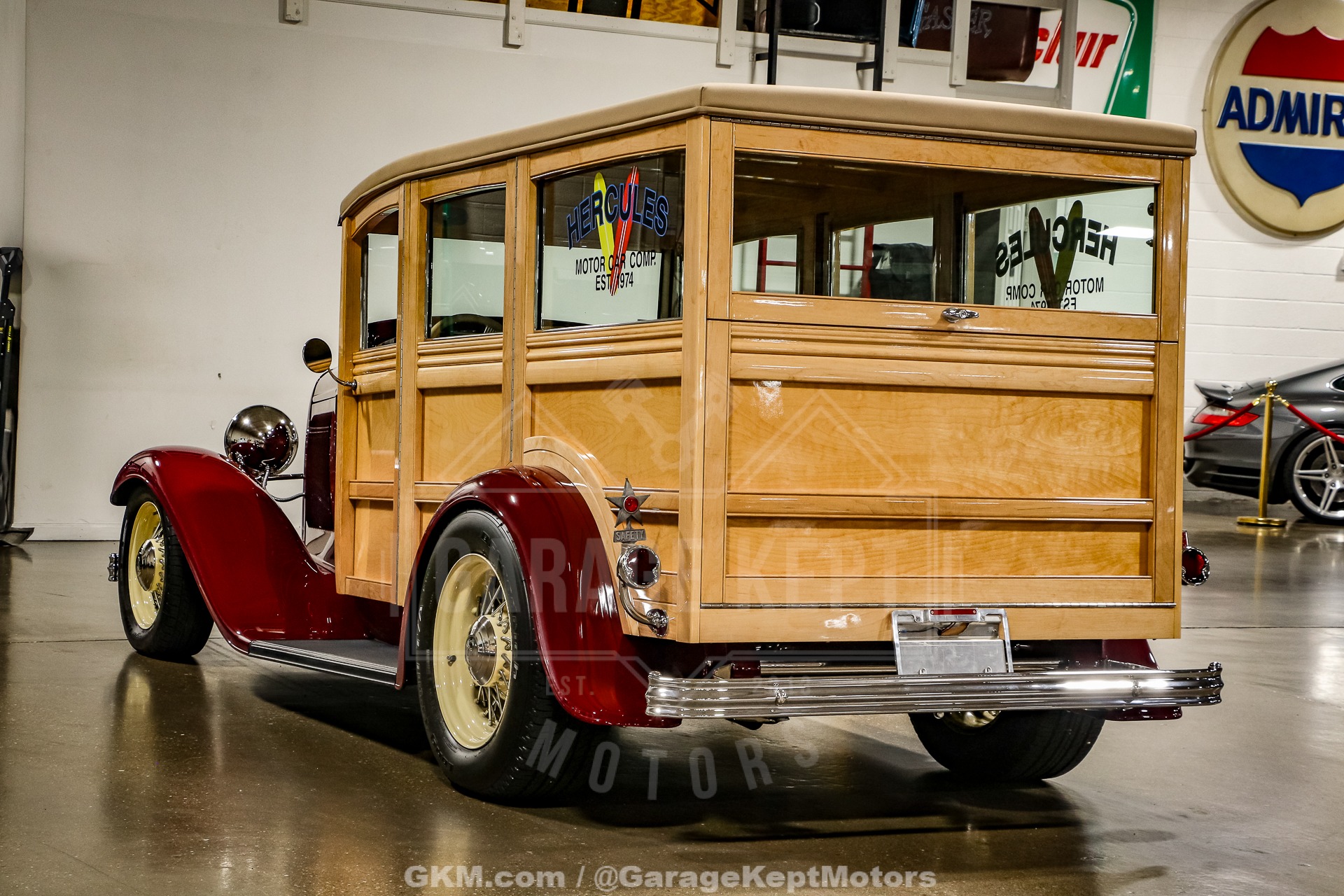 1932 Ford Woody Wagon 28