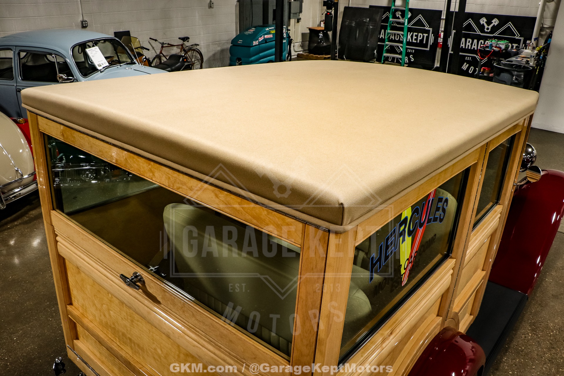 1932 Ford Woody Wagon 45