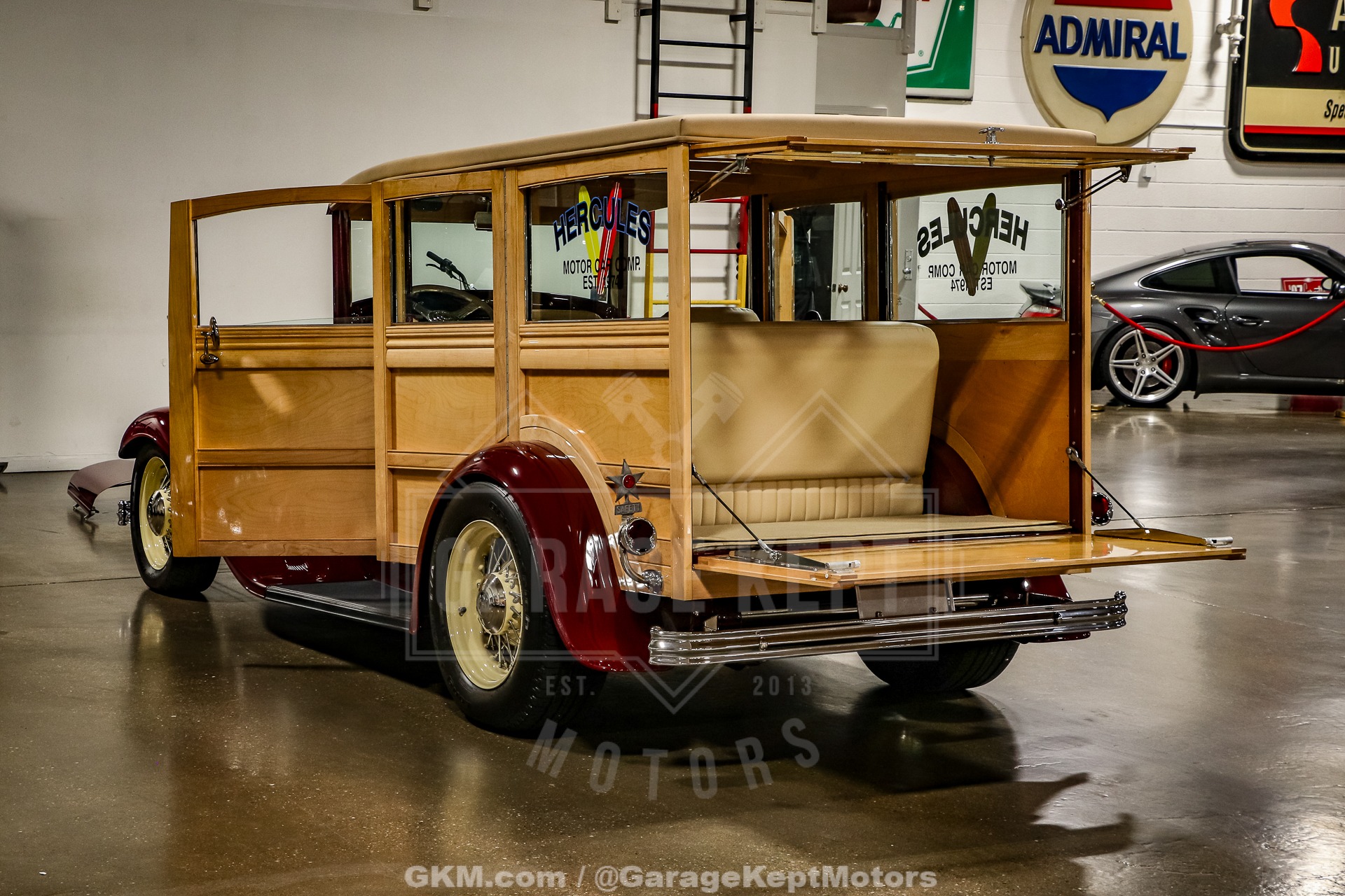 1932 Ford Woody Wagon 56