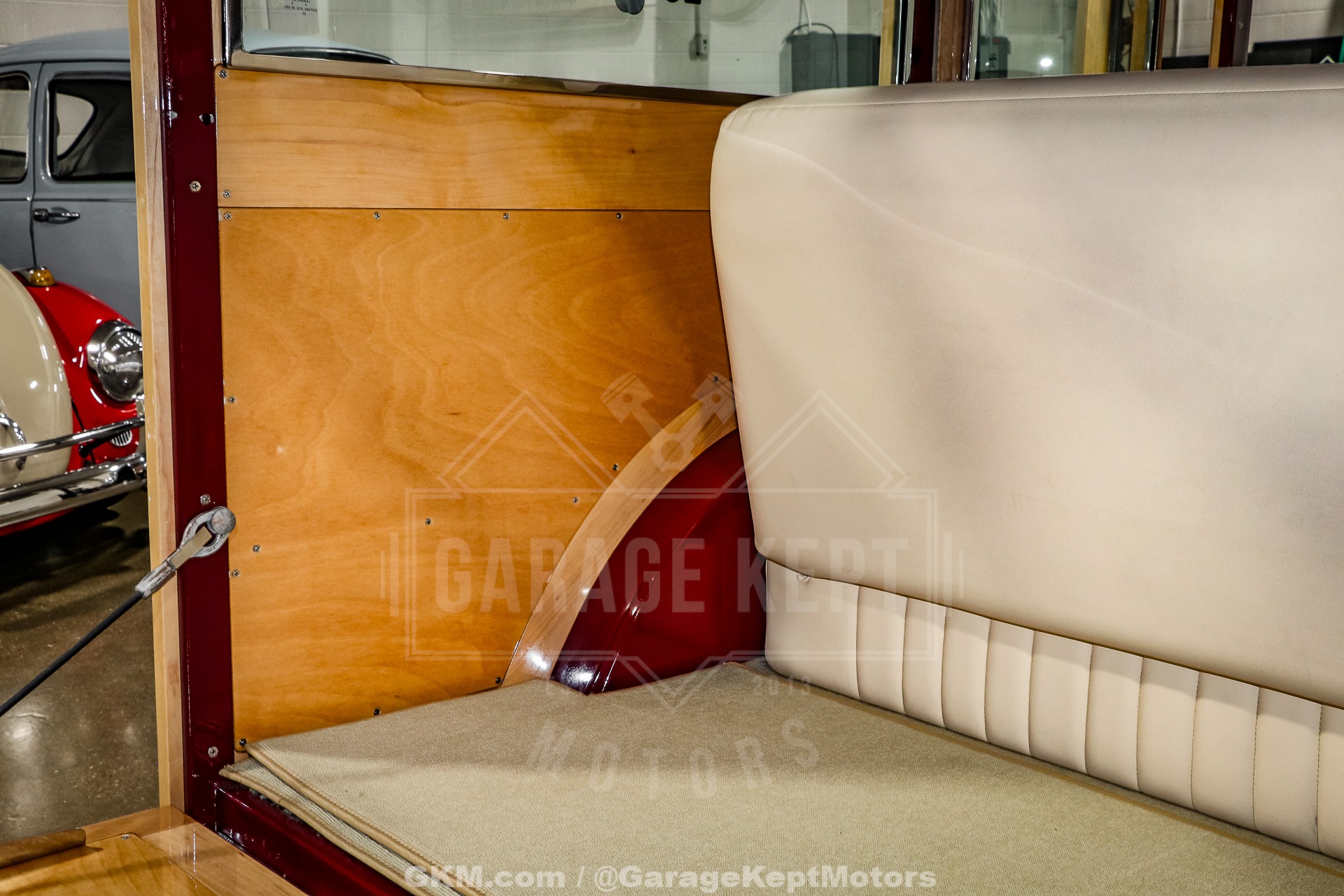 1932 Ford Woody Wagon 75
