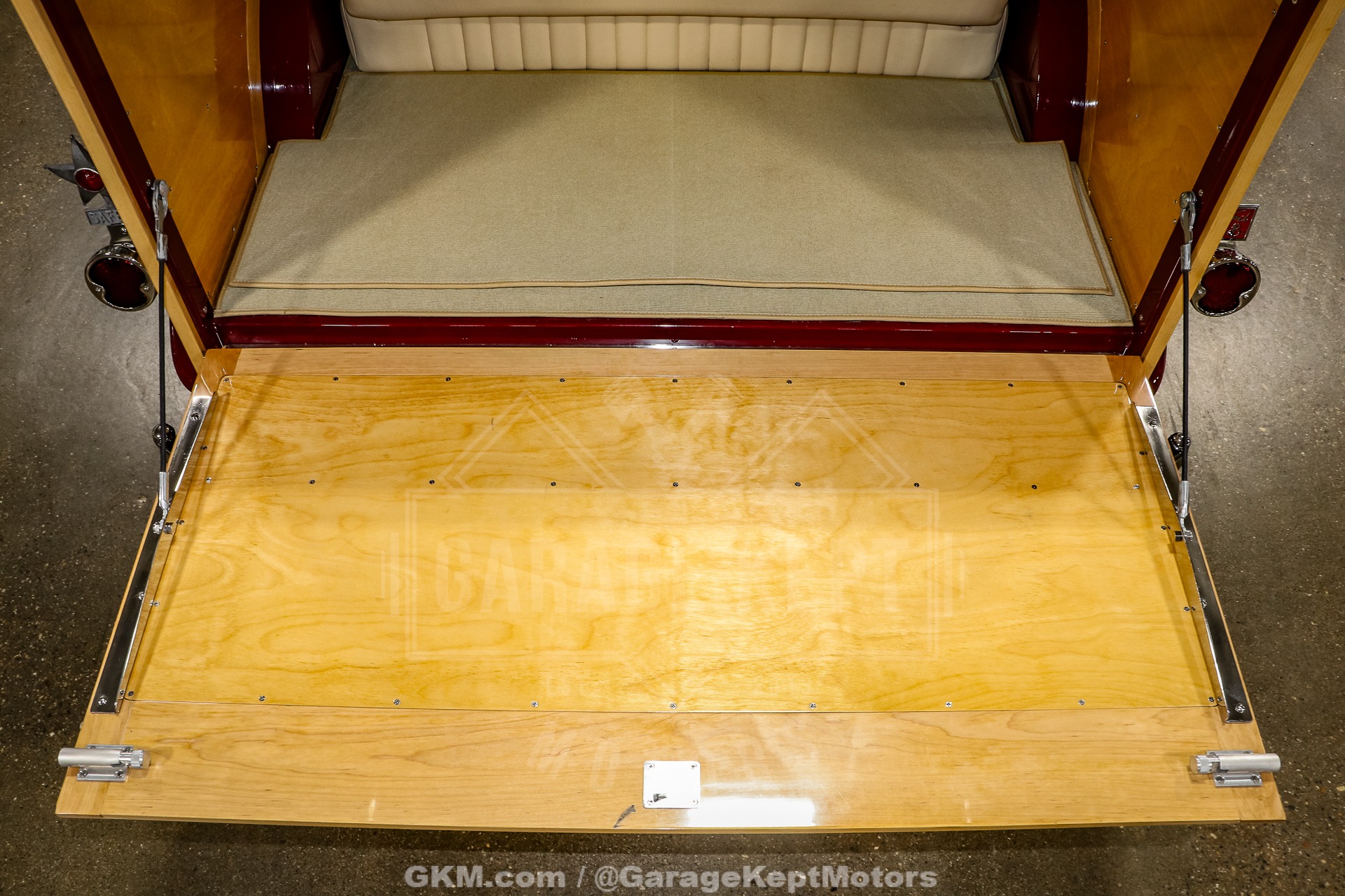 1932 Ford Woody Wagon 81