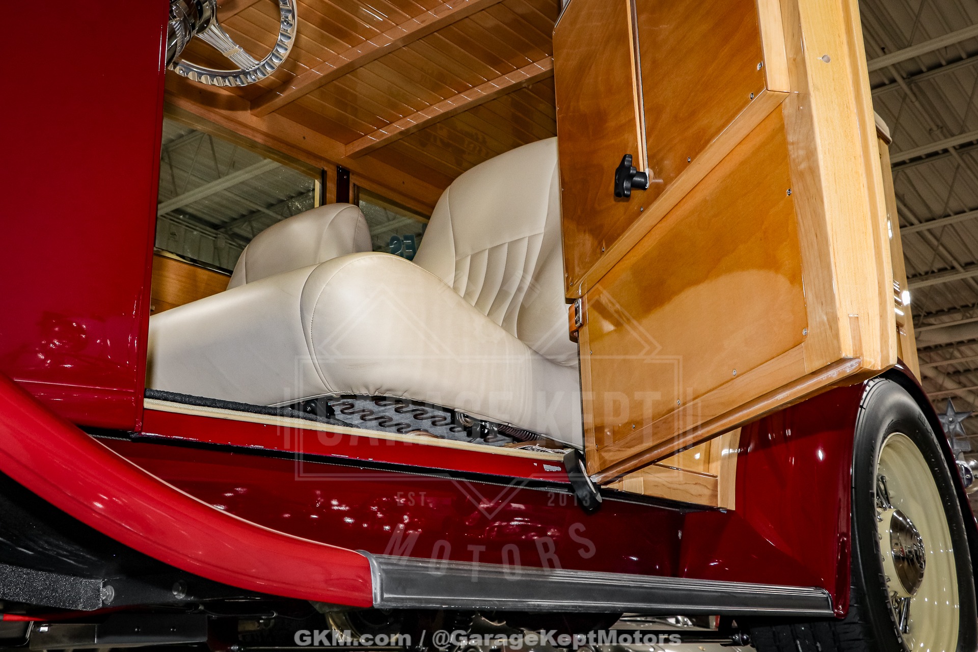 1932 Ford Woody Wagon 96